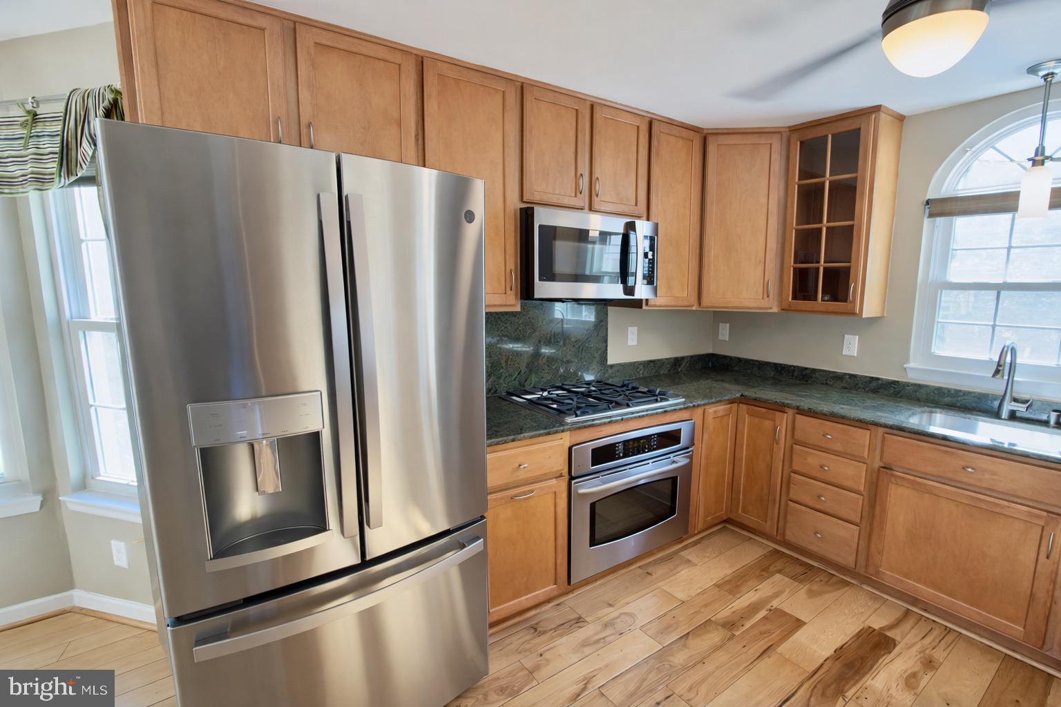 RIVER HILL - Residential