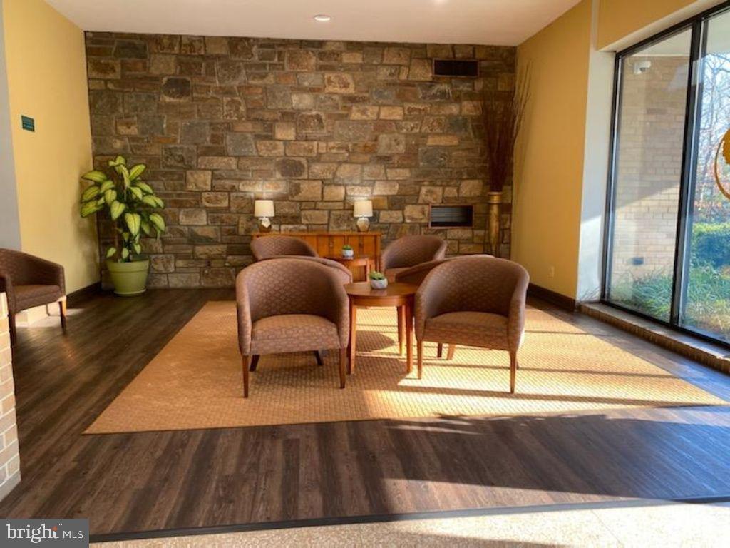 PARK BRADFORD - Residential