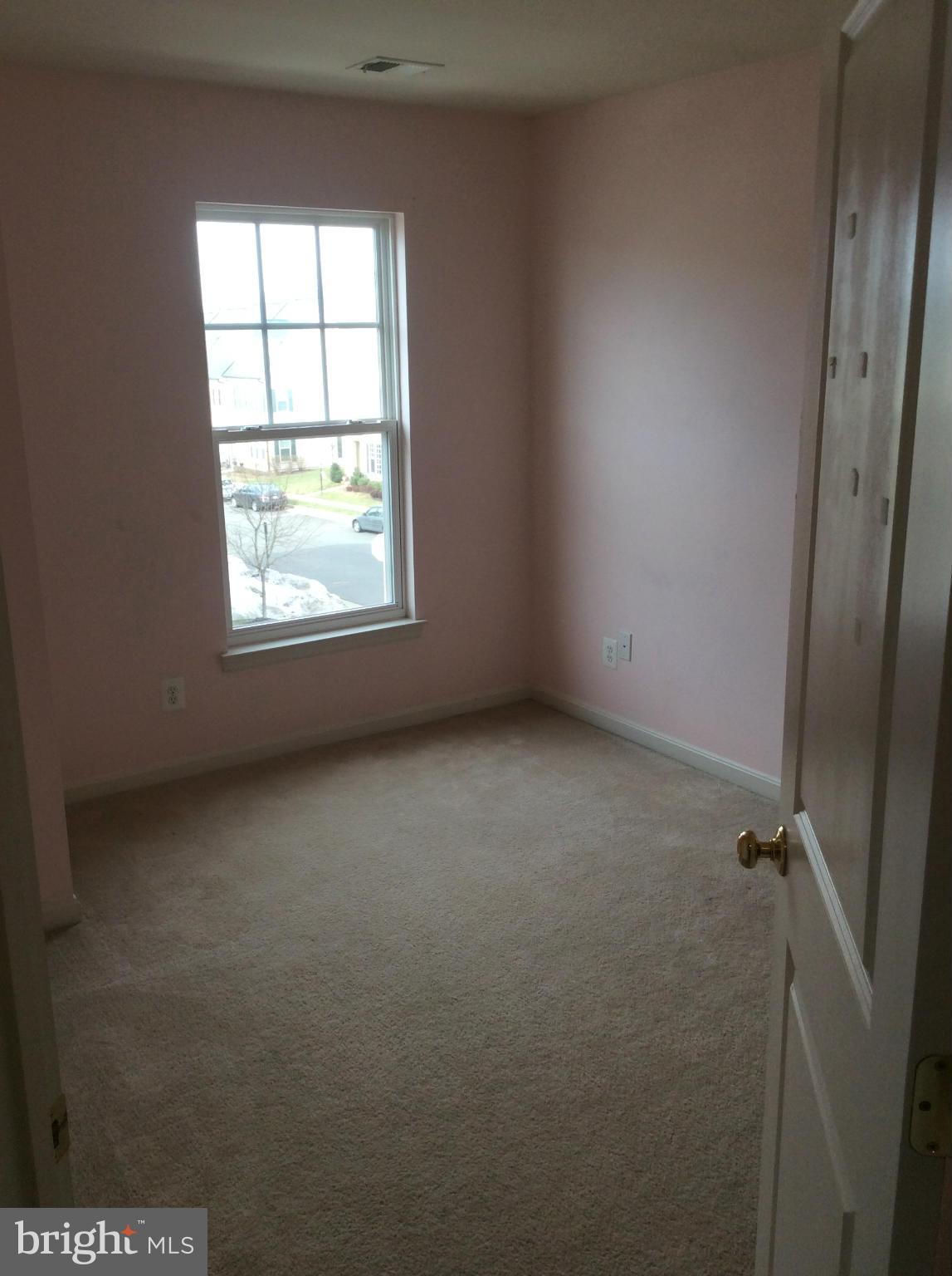 PEMBROOKE - Residential