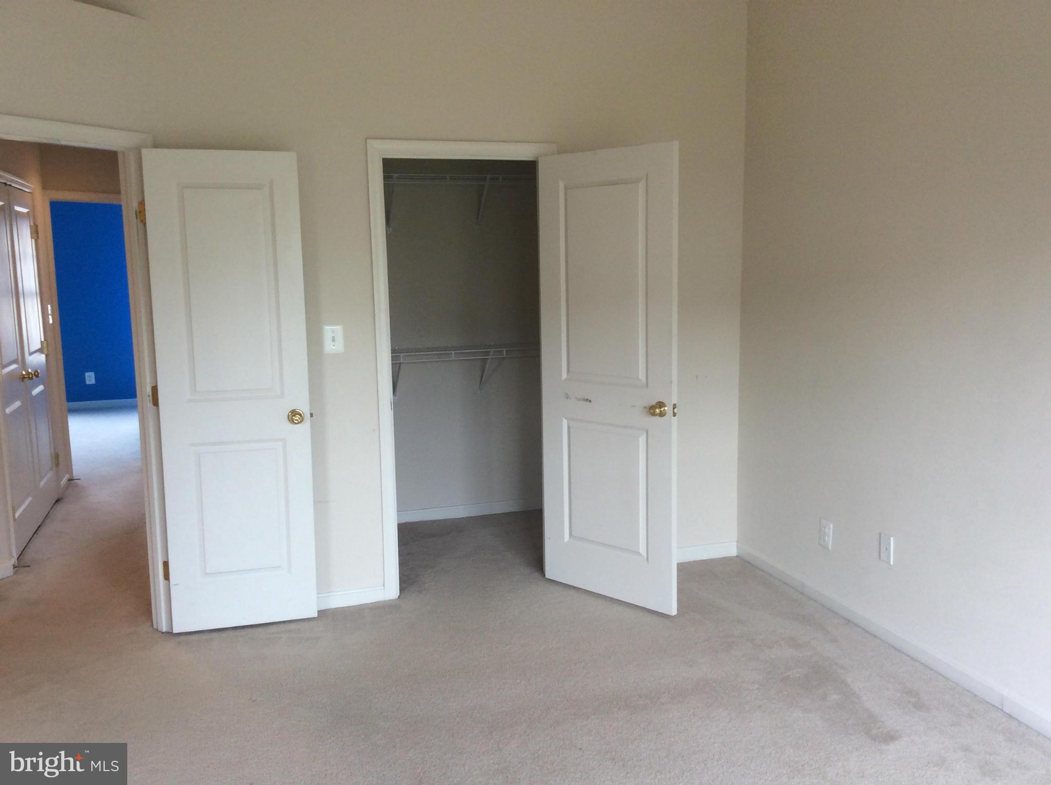 PEMBROOKE - Residential