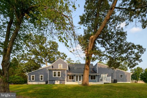 8318 ELVATON ROAD MILLERSVILLE MD 21108