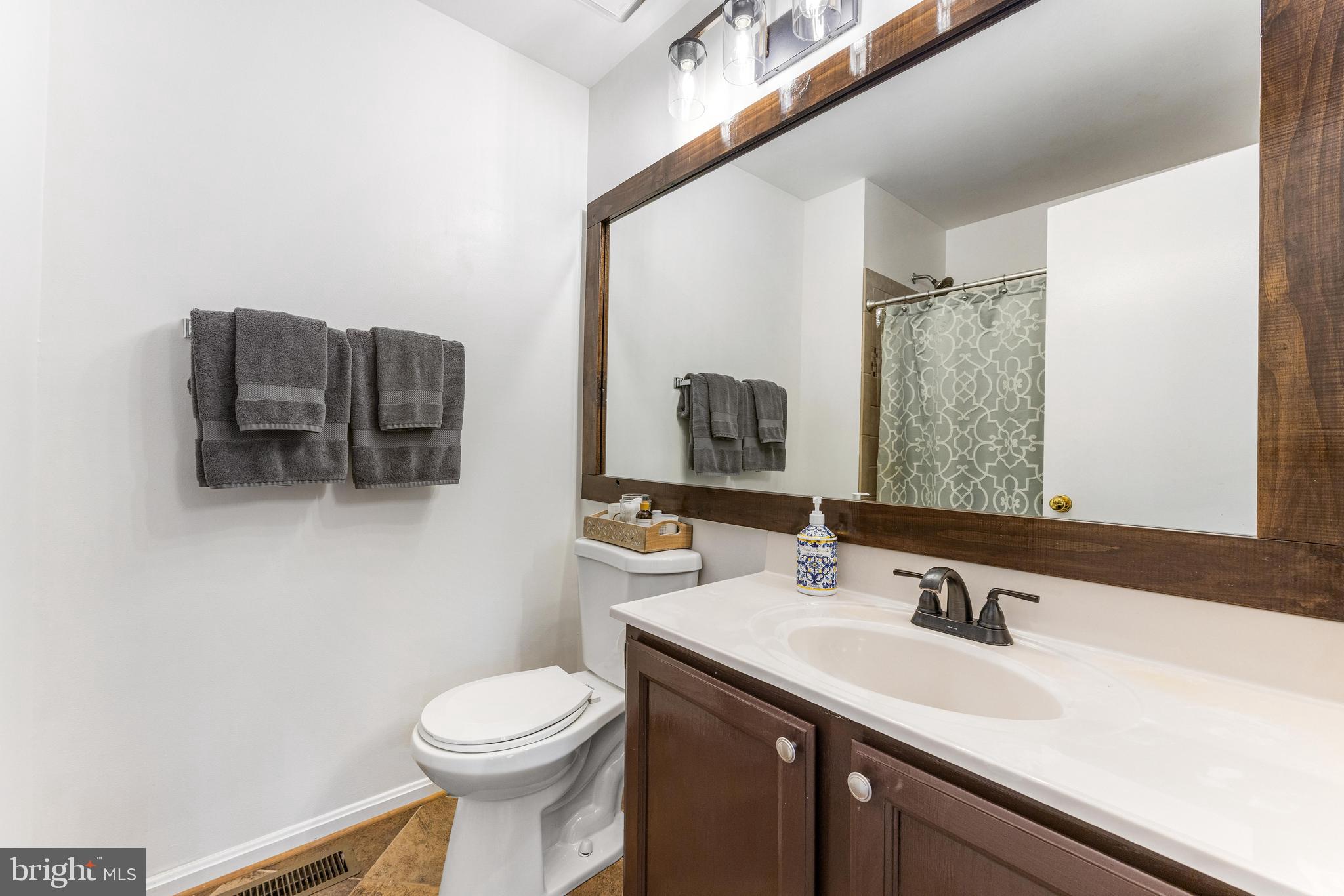 ELLICOTTS CHOICE - Residential