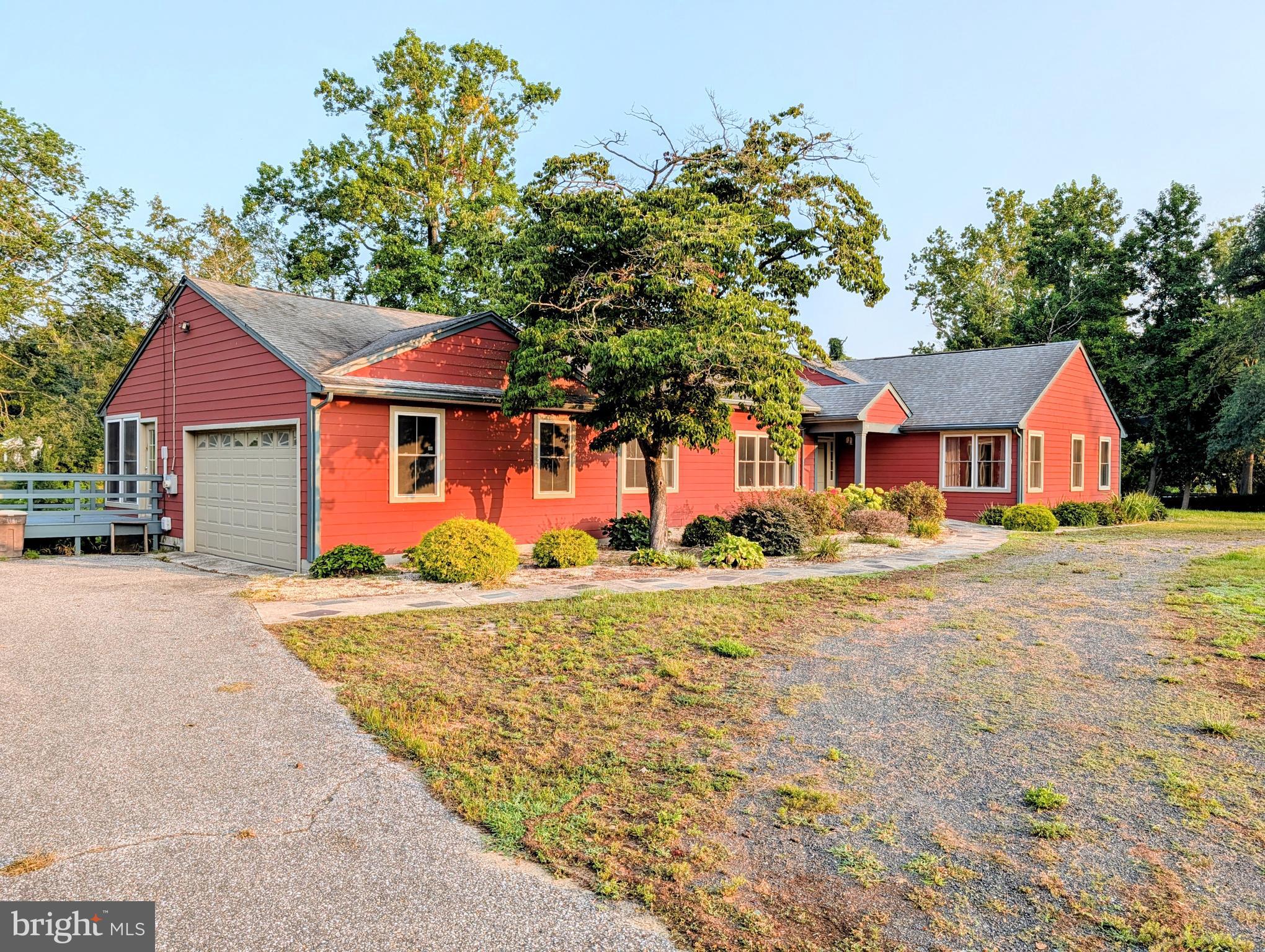 250 MARION DRIVE