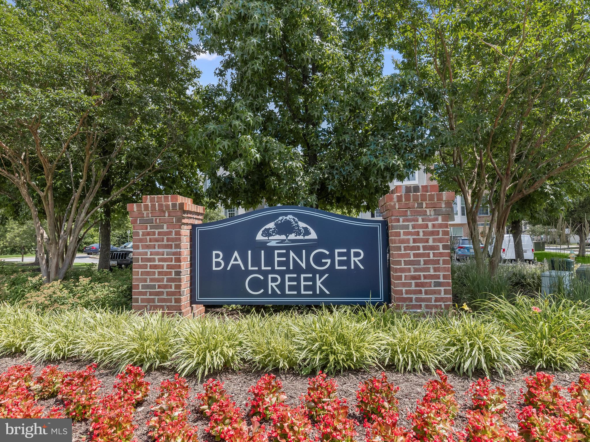 BALLENGER CREEK CENTER POND - Residential Lease