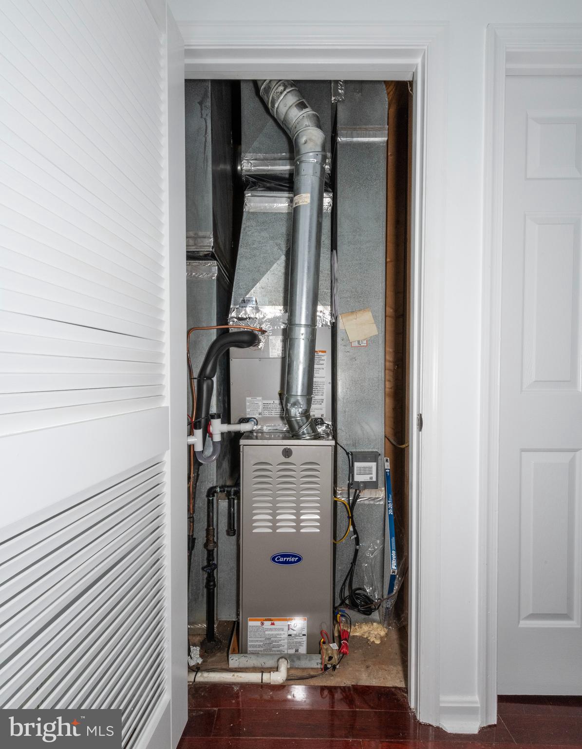 BALLENGER CREEK CENTER POND - Residential Lease