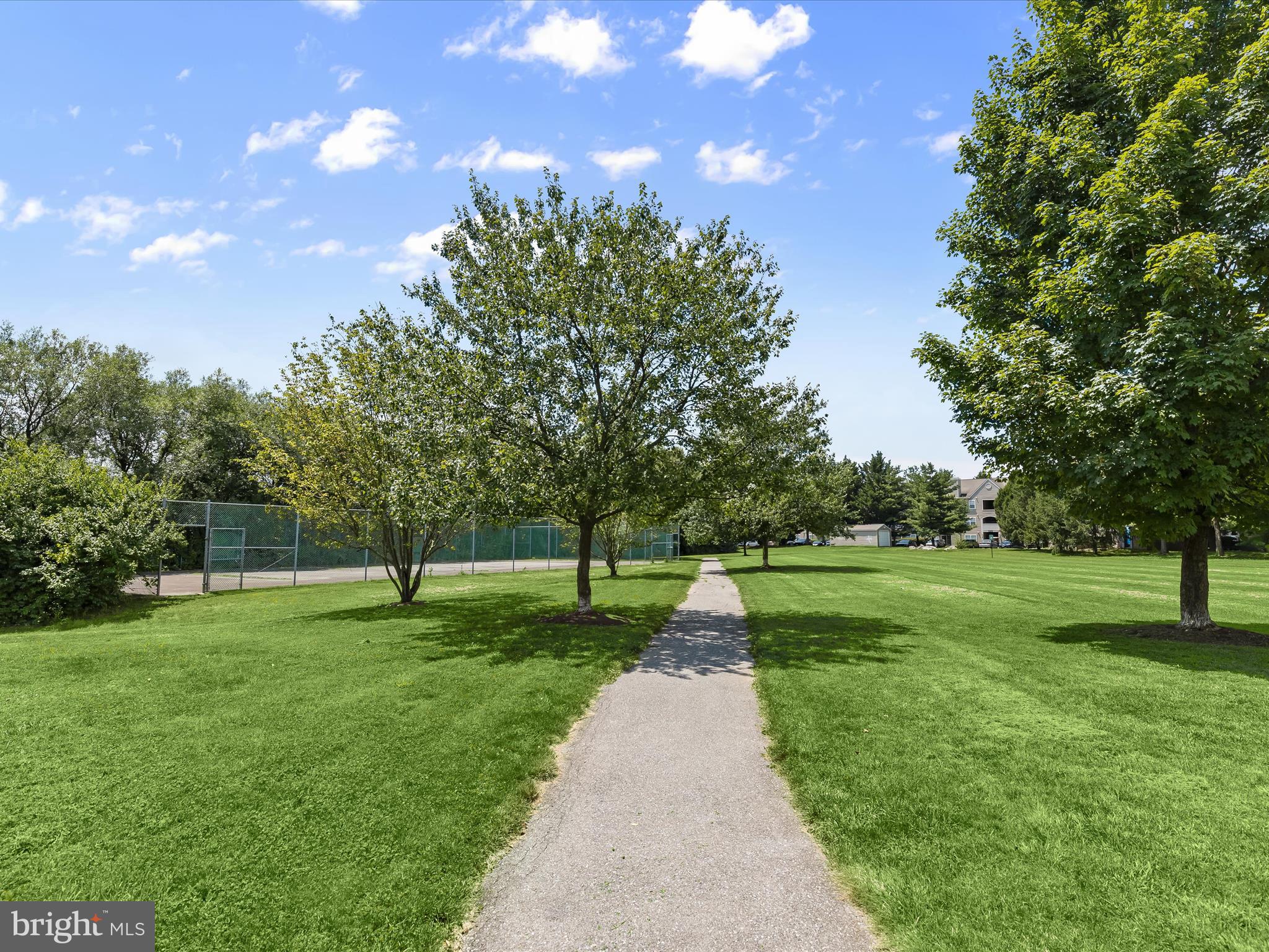 BALLENGER CREEK CENTER POND - Residential Lease