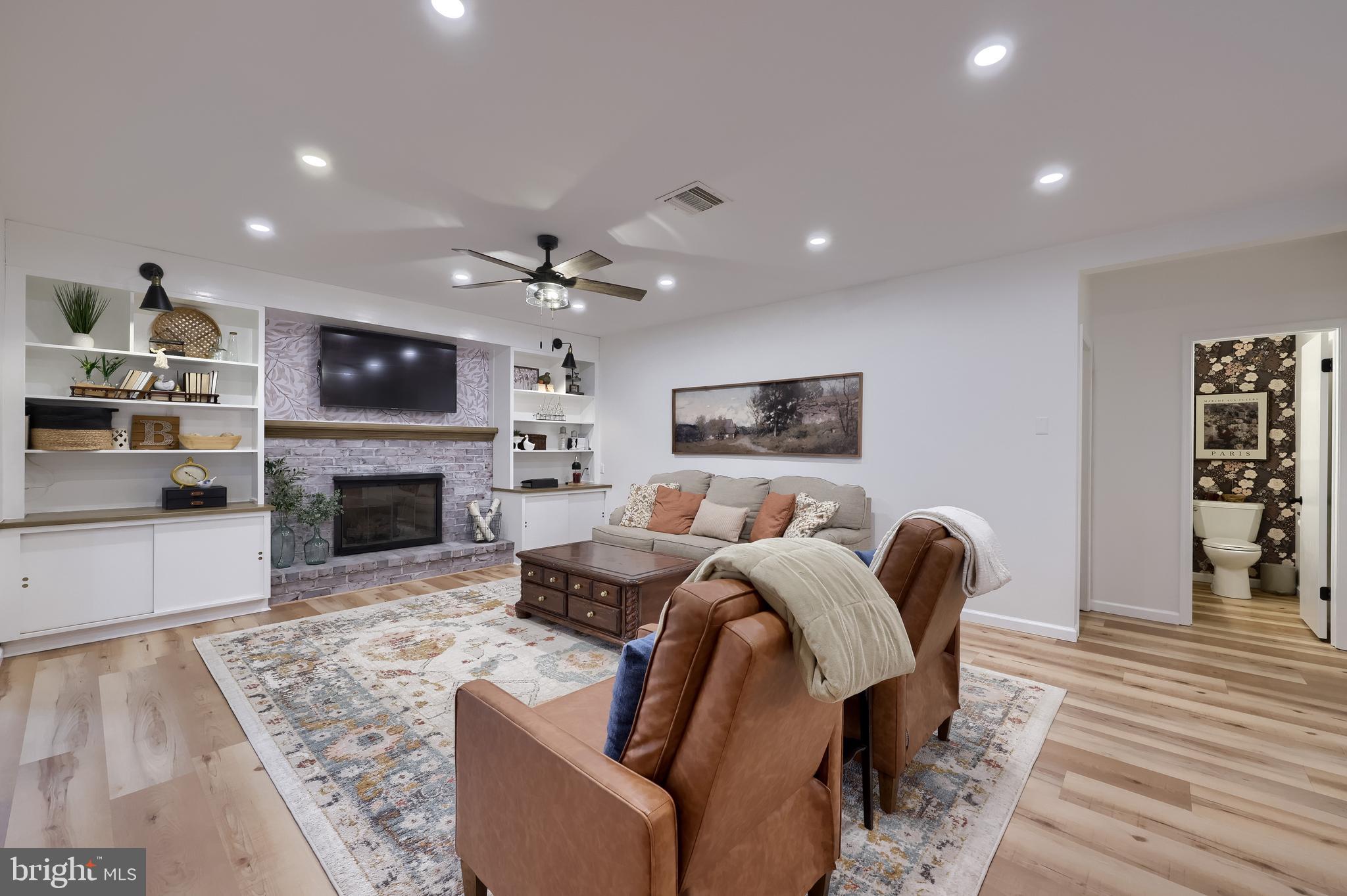 PALMYRA BOROUGH - Residential