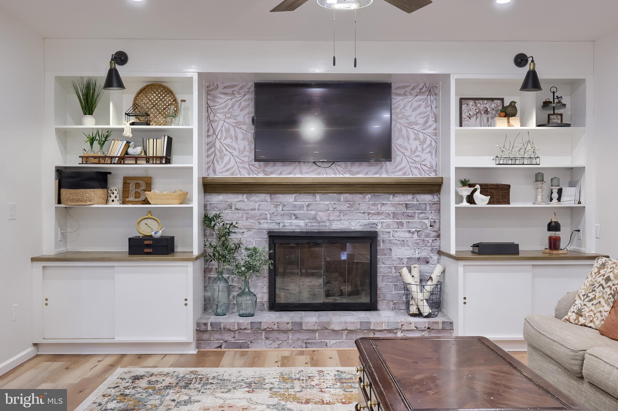 PALMYRA BOROUGH - Residential