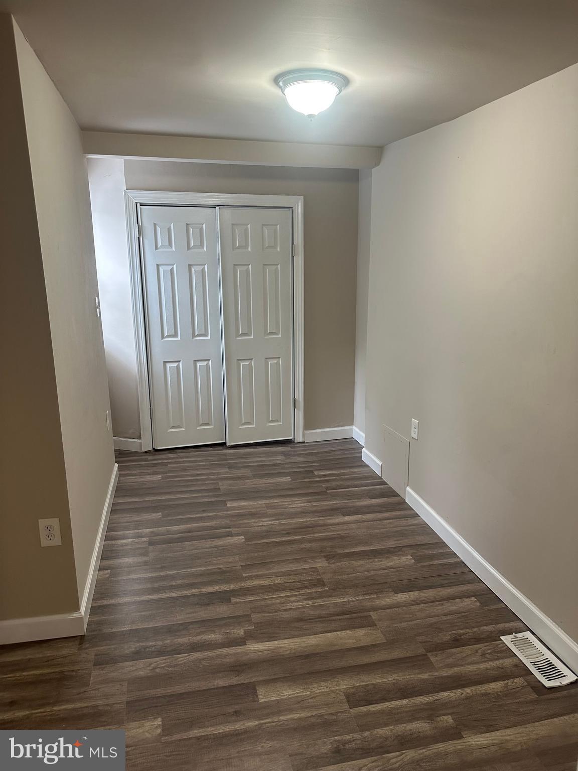 BROADWAY EAST - Residential