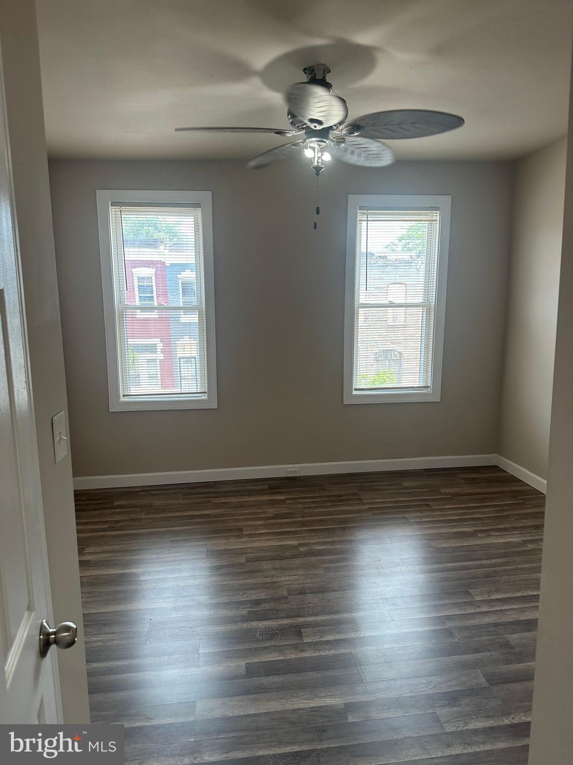 BROADWAY EAST - Residential