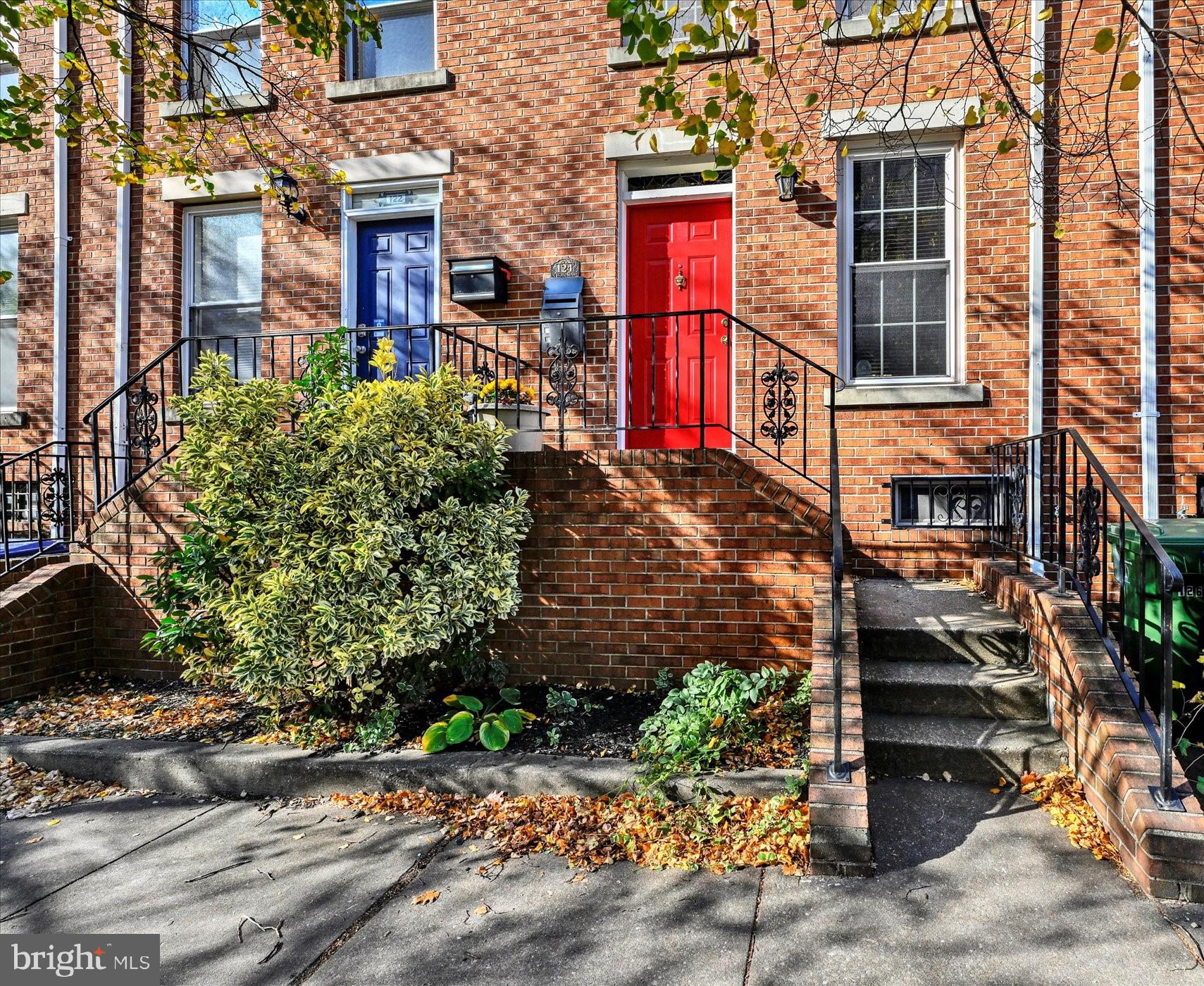 BUTCHERS HILL - Residential