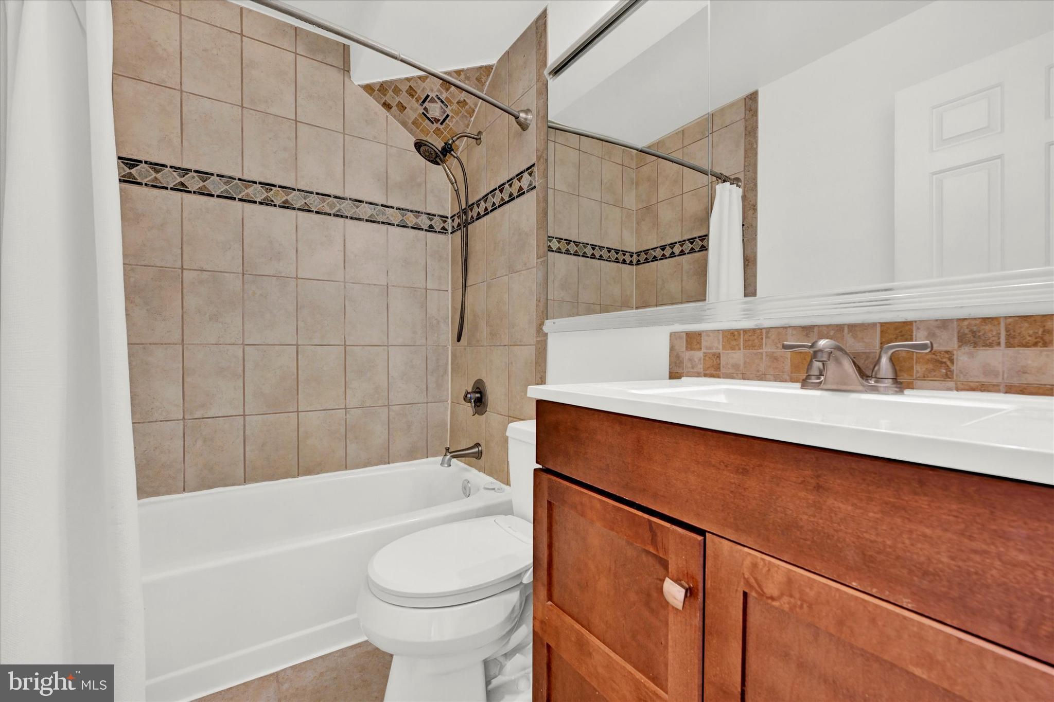 BUTCHERS HILL - Residential