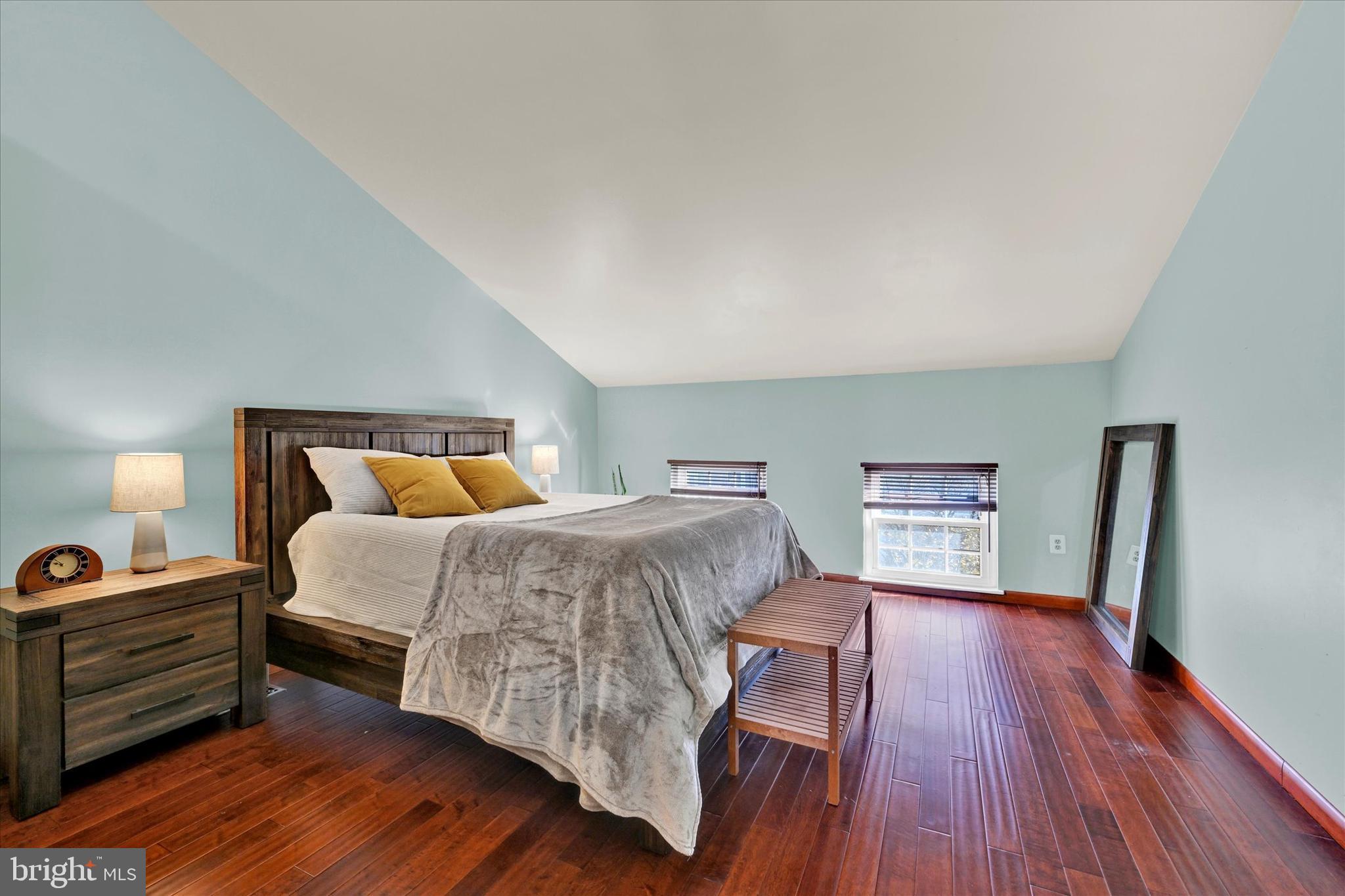 BUTCHERS HILL - Residential