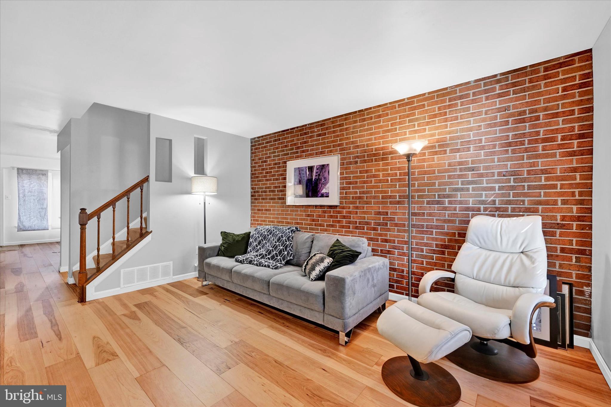 BUTCHERS HILL - Residential