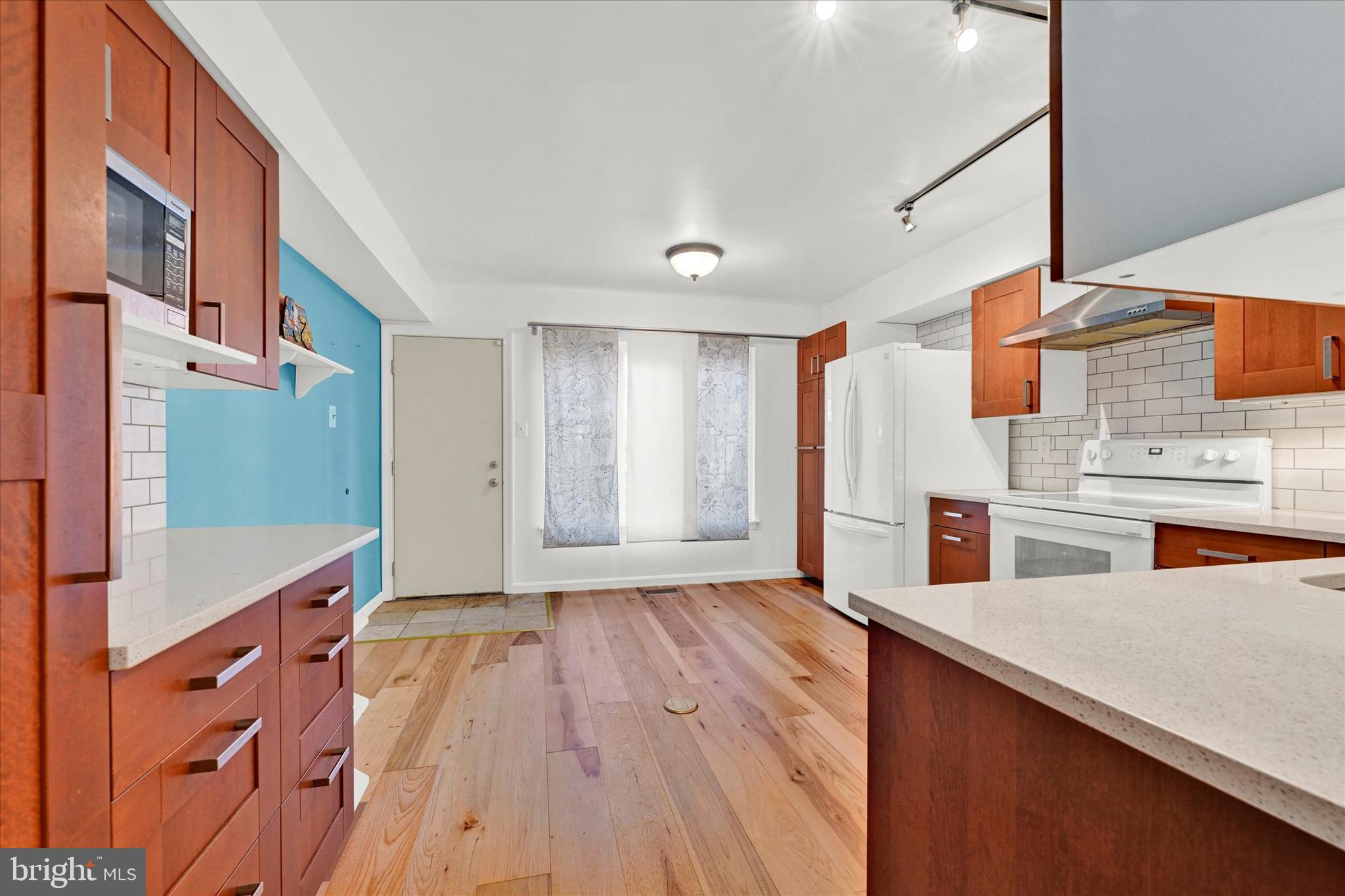 BUTCHERS HILL - Residential