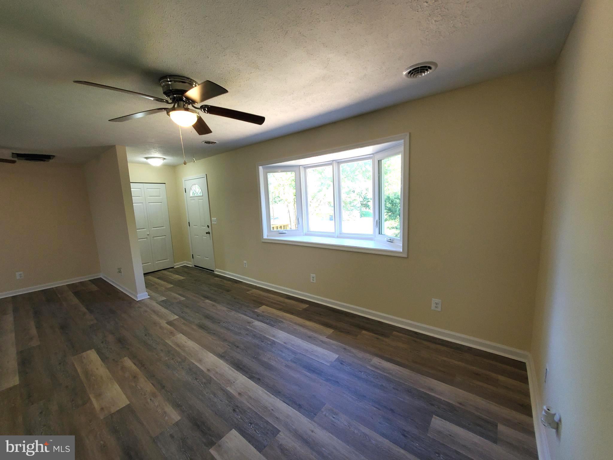 207 VIEW MOUNTAIN ROAD