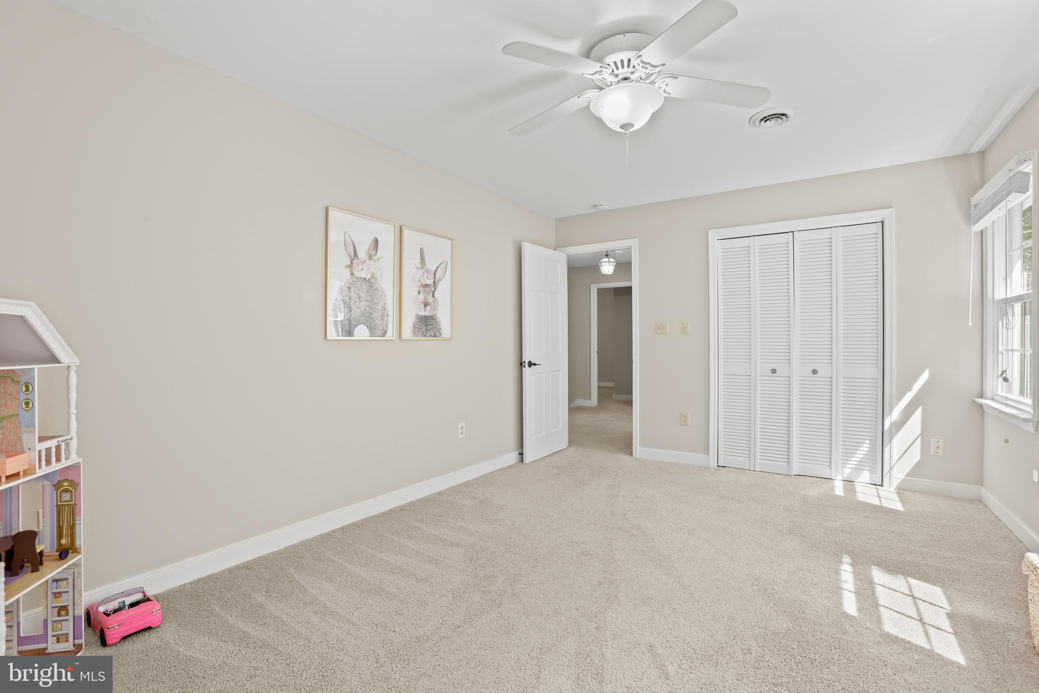 BLOOMSBURY - Residential