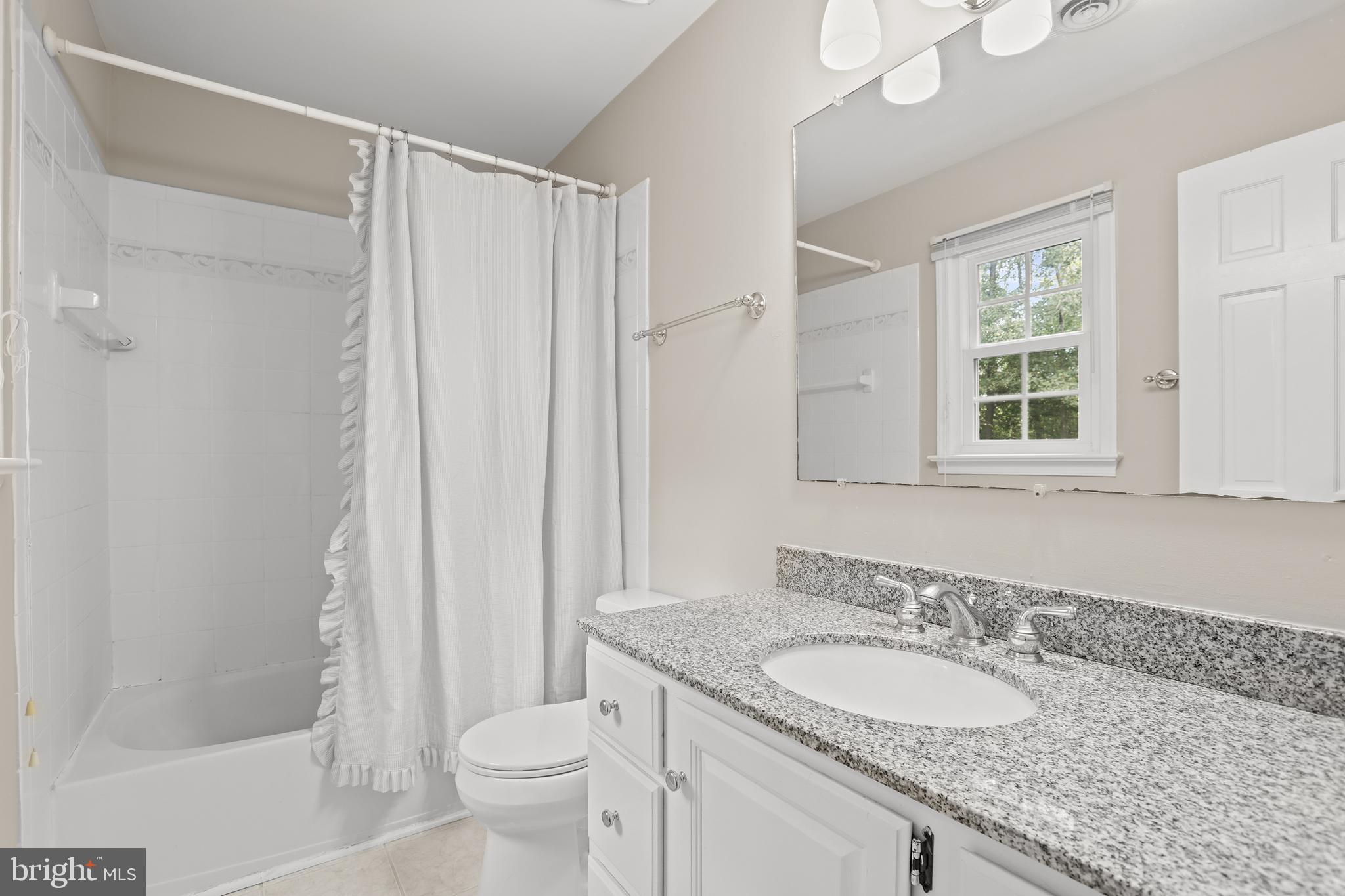 BLOOMSBURY - Residential