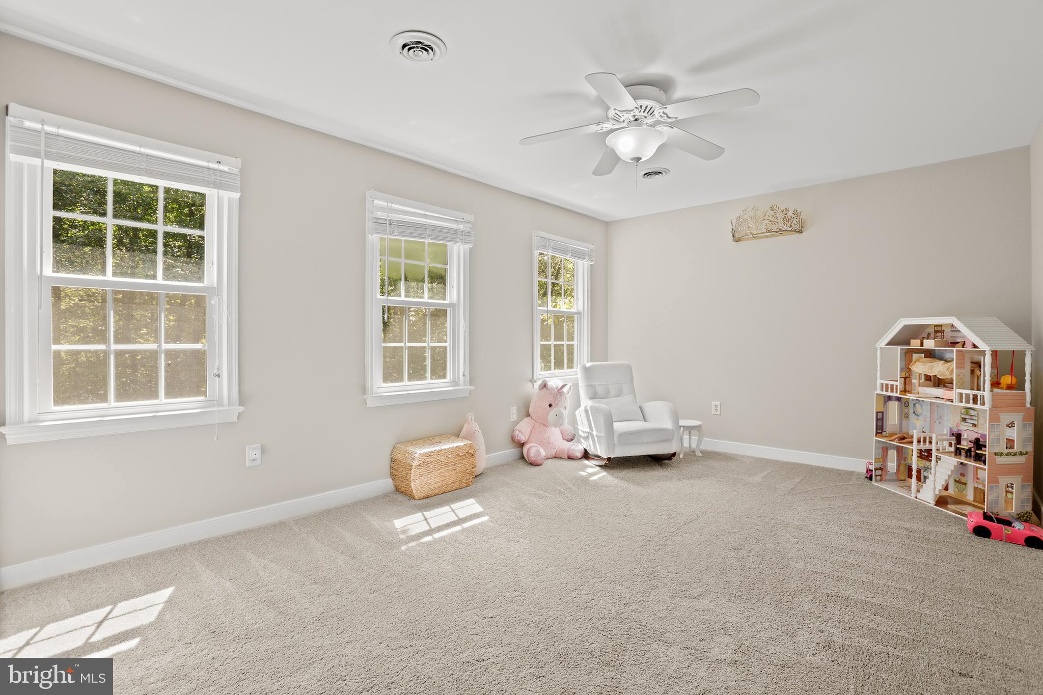 BLOOMSBURY - Residential