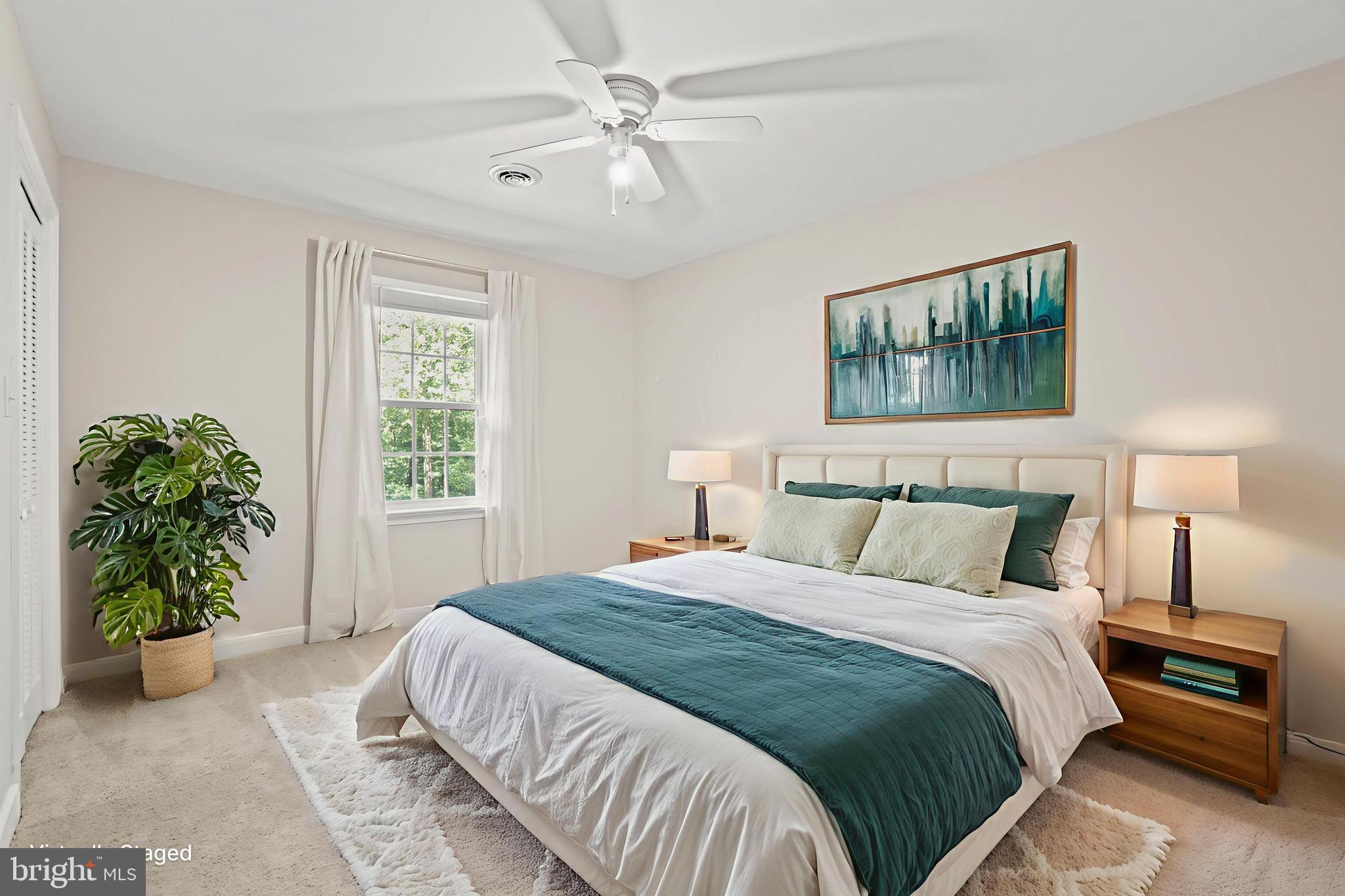 BLOOMSBURY - Residential