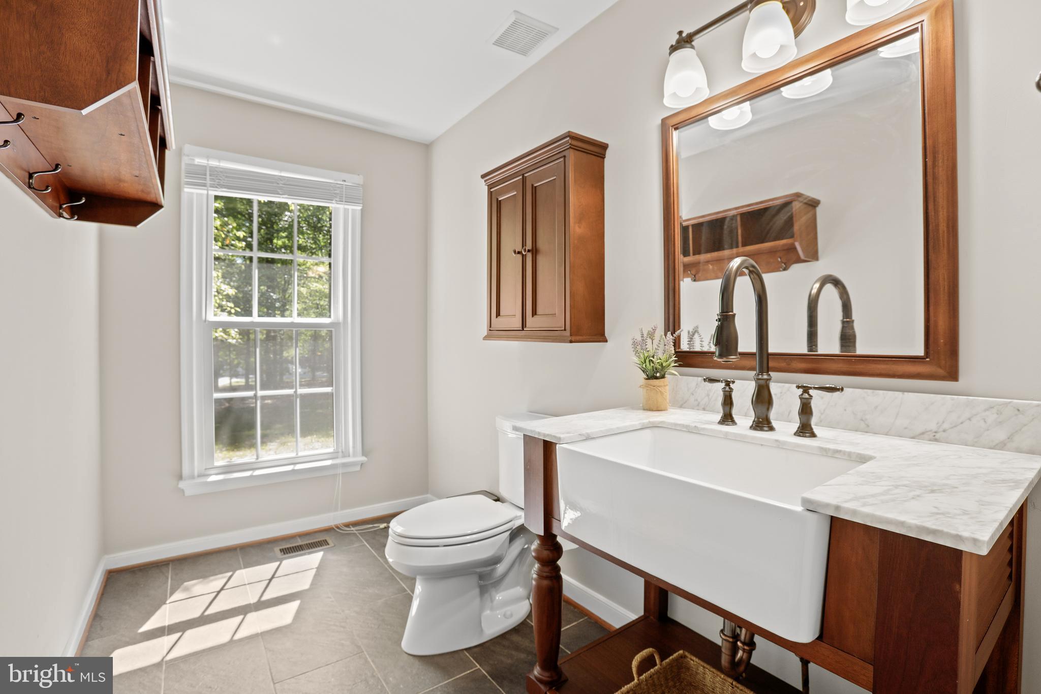 BLOOMSBURY - Residential