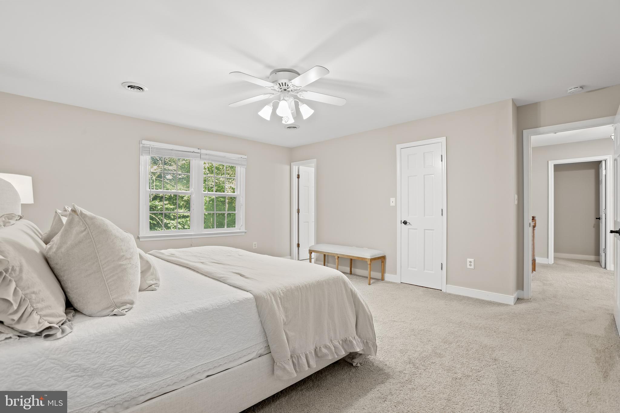 BLOOMSBURY - Residential