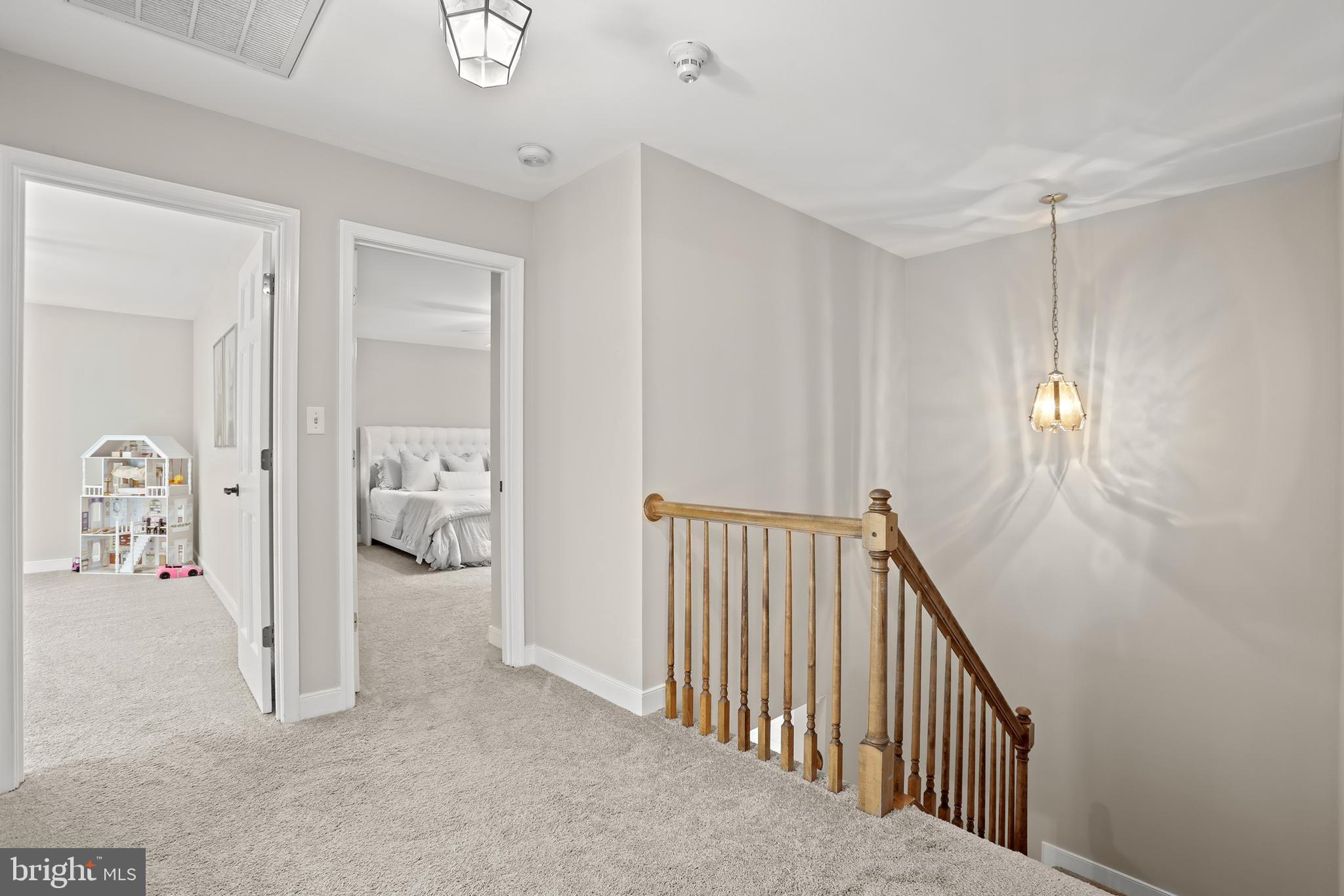 BLOOMSBURY - Residential