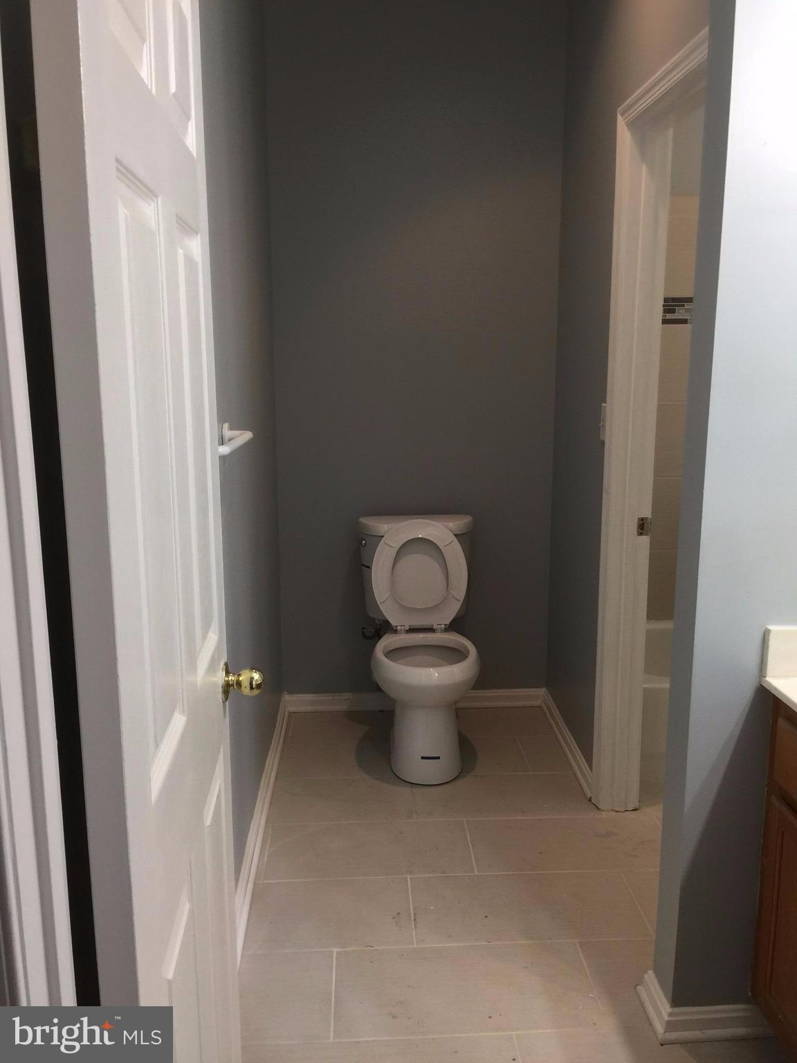 BRISTOL PARK - Residential Lease