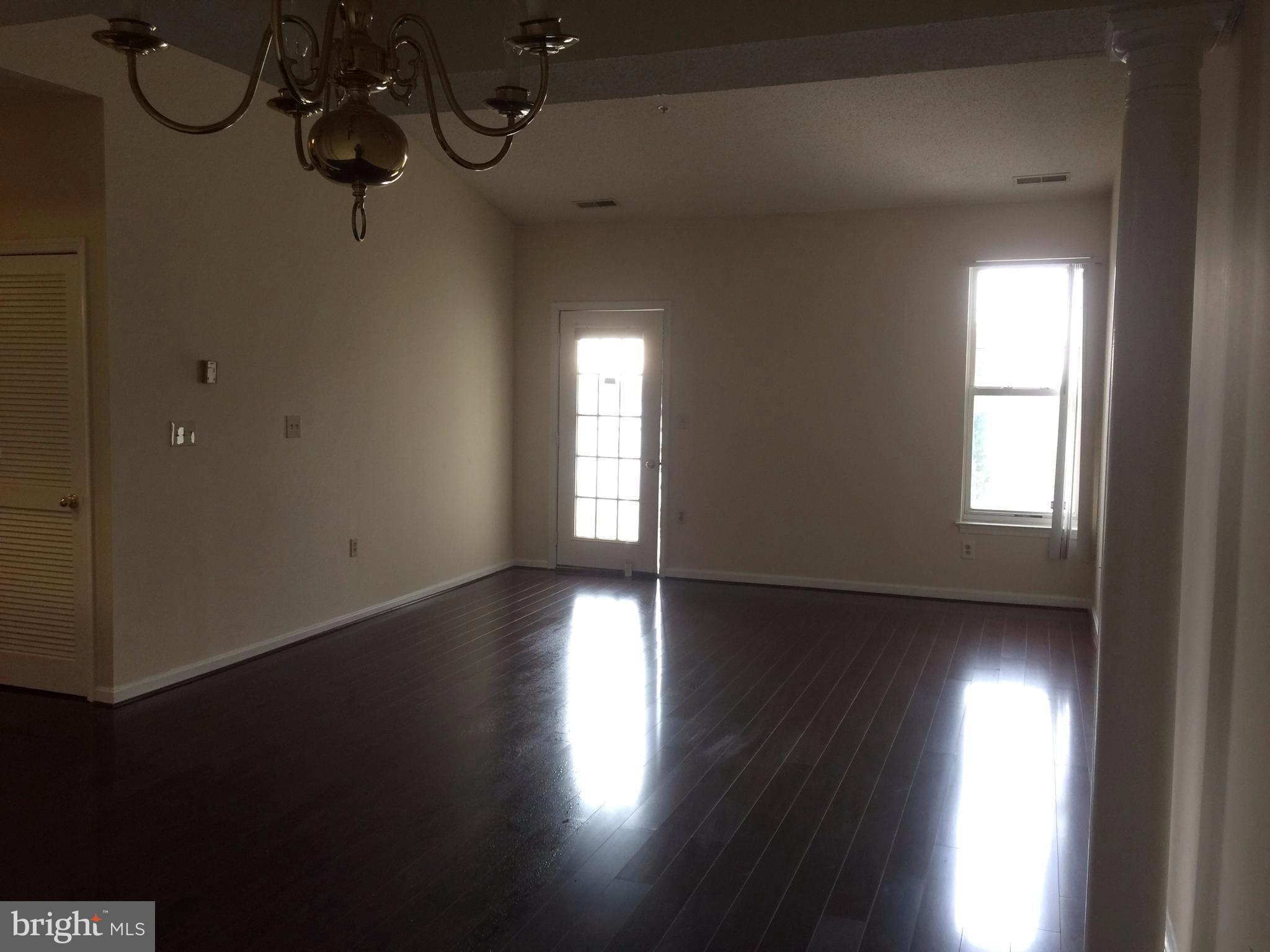 BRISTOL PARK - Residential Lease