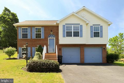 Homes For Sale - 153 Arbor Bluff Drive<br/> BELLEFONTE, PA 16823