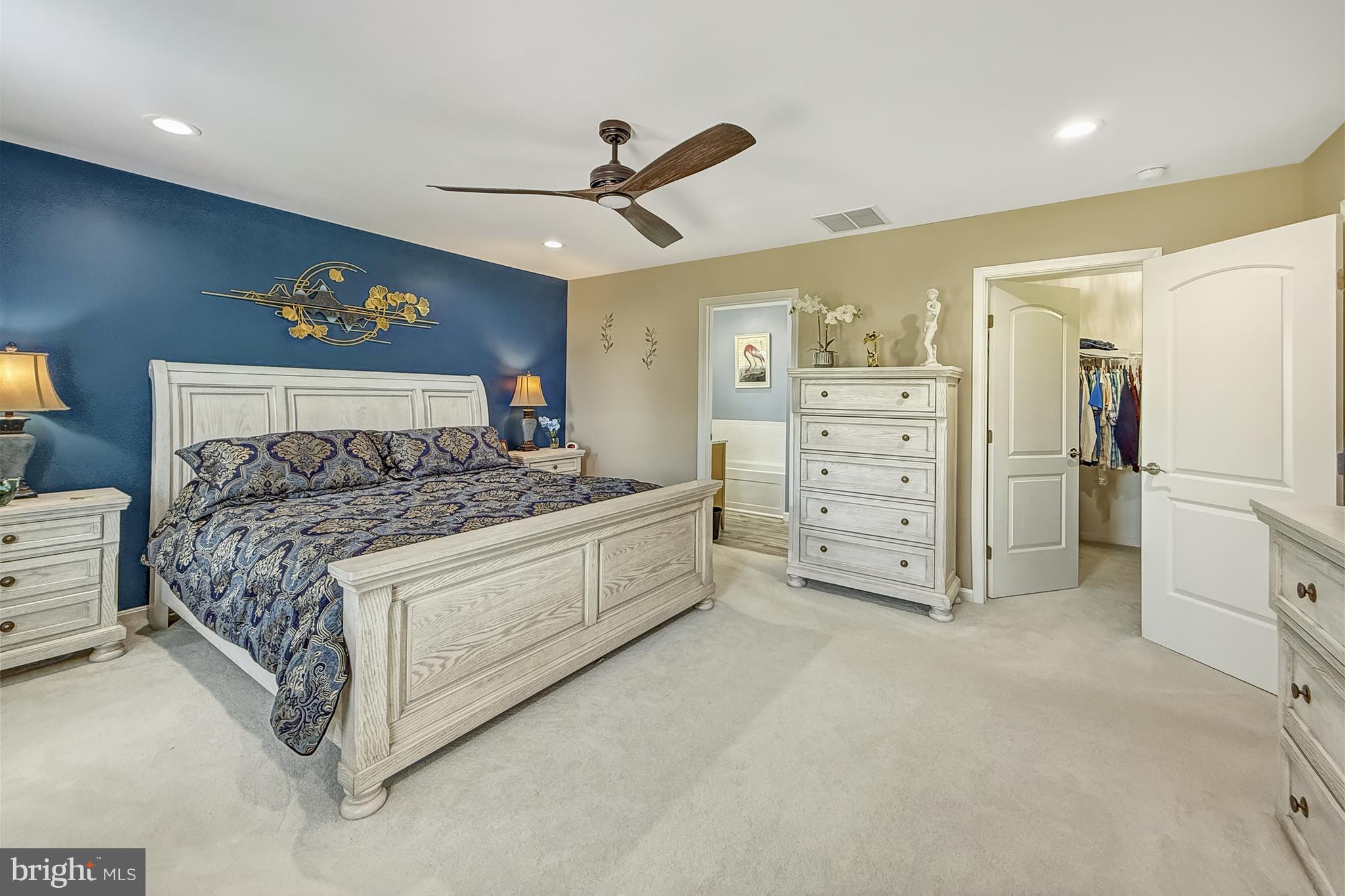 QUAIL LANDING - Residential