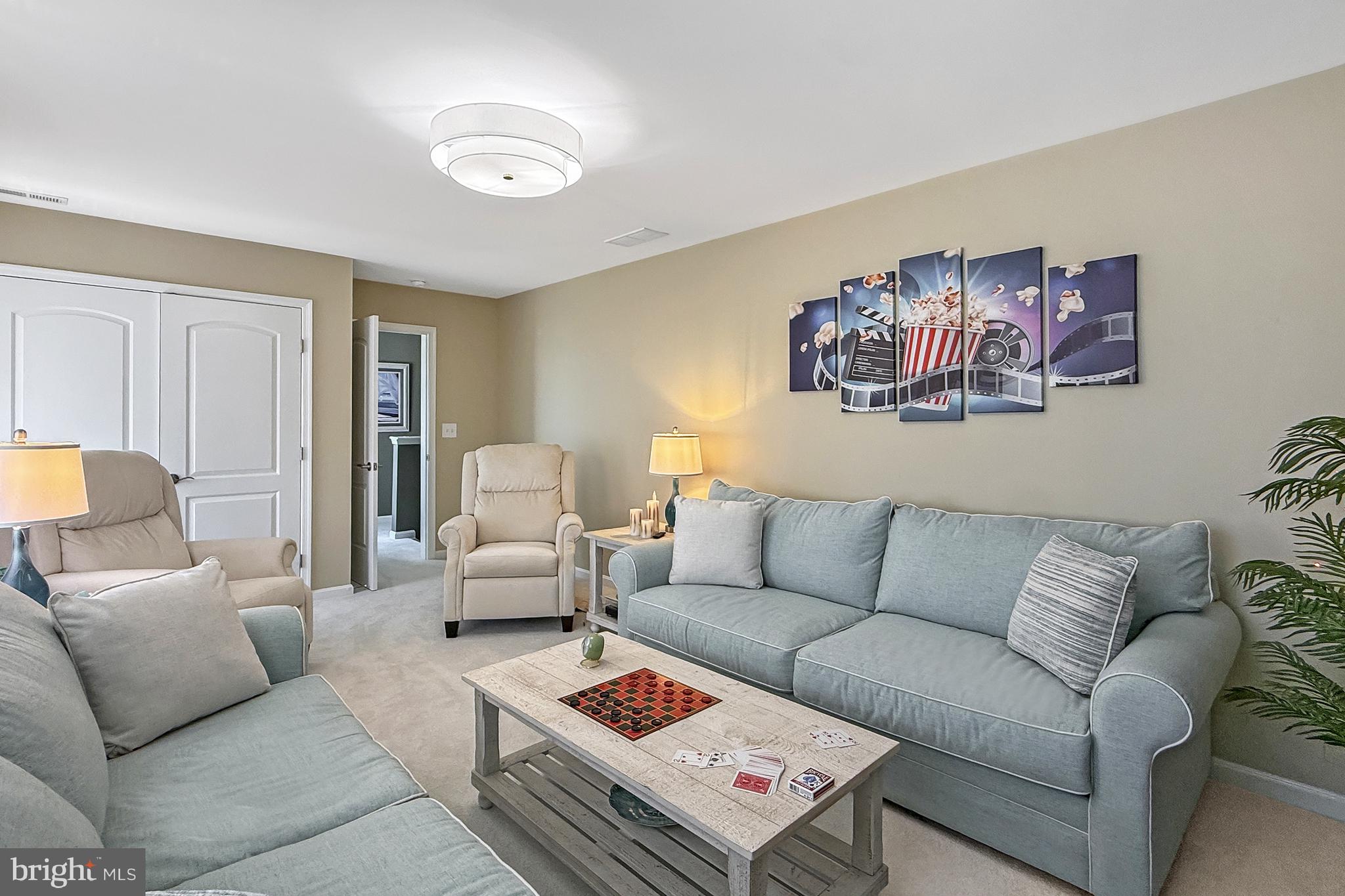 QUAIL LANDING - Residential