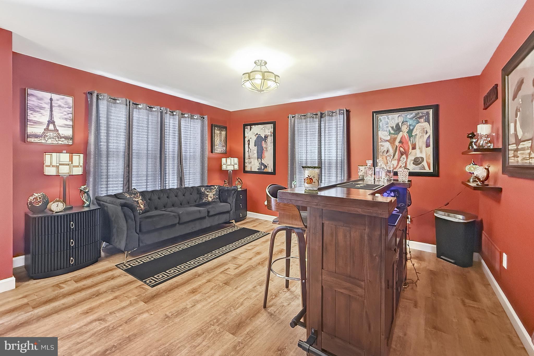 QUAIL LANDING - Residential