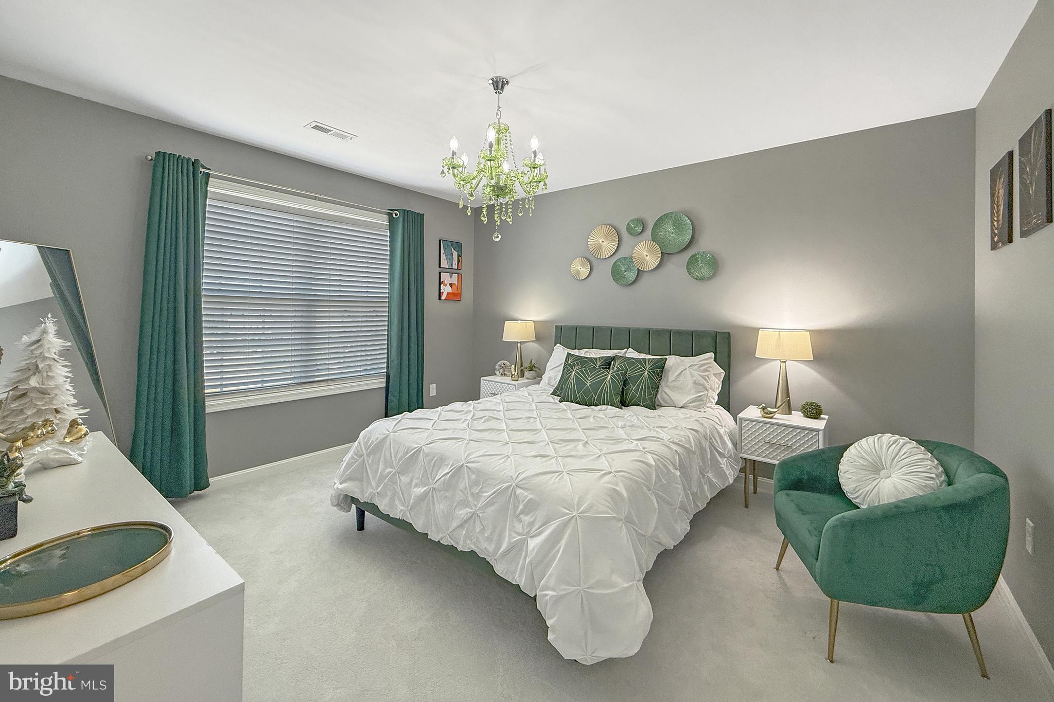 QUAIL LANDING - Residential