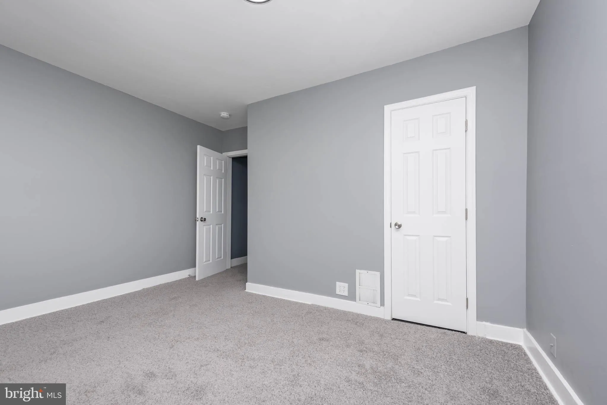 Baltimore, Maryland 21229, United States, 5 Bedrooms Bedrooms, ,2 BathroomsBathrooms,Residential,Active,107646