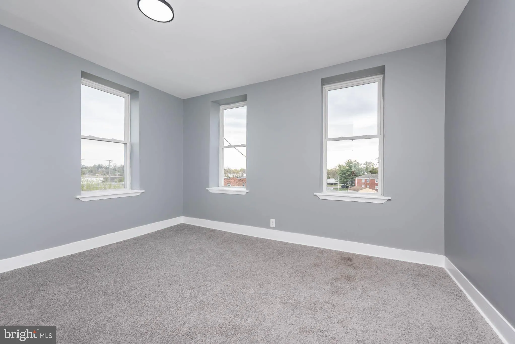 Baltimore, Maryland 21229, United States, 5 Bedrooms Bedrooms, ,2 BathroomsBathrooms,Residential,Active,107646