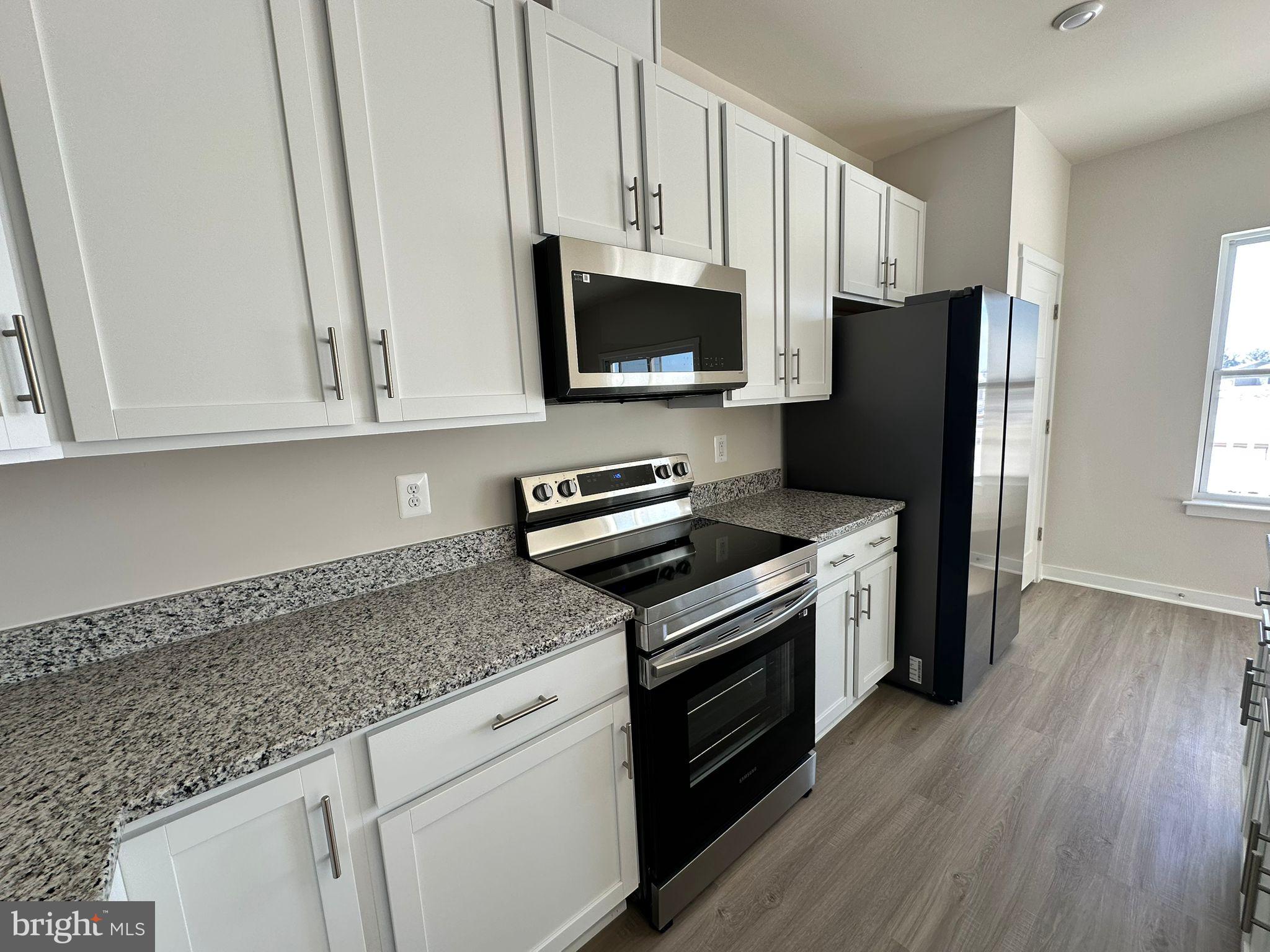 HUNTWELL WEST - Residential Lease