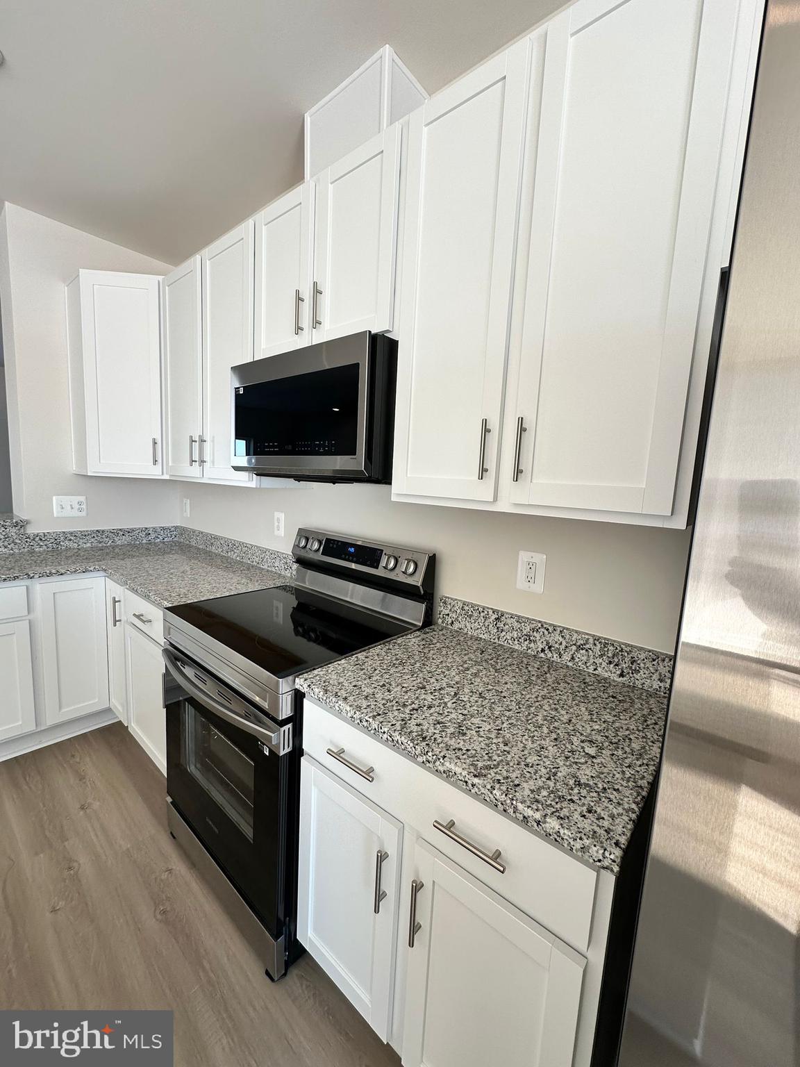 HUNTWELL WEST - Residential Lease