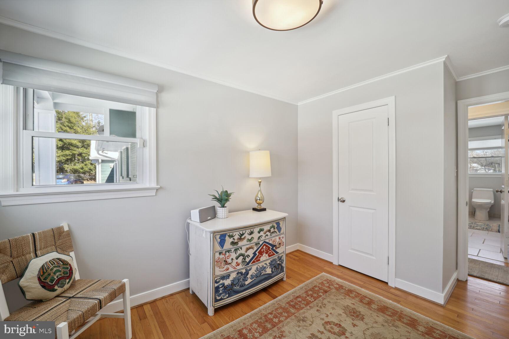 ANNAPOLIS ROADS - Residential