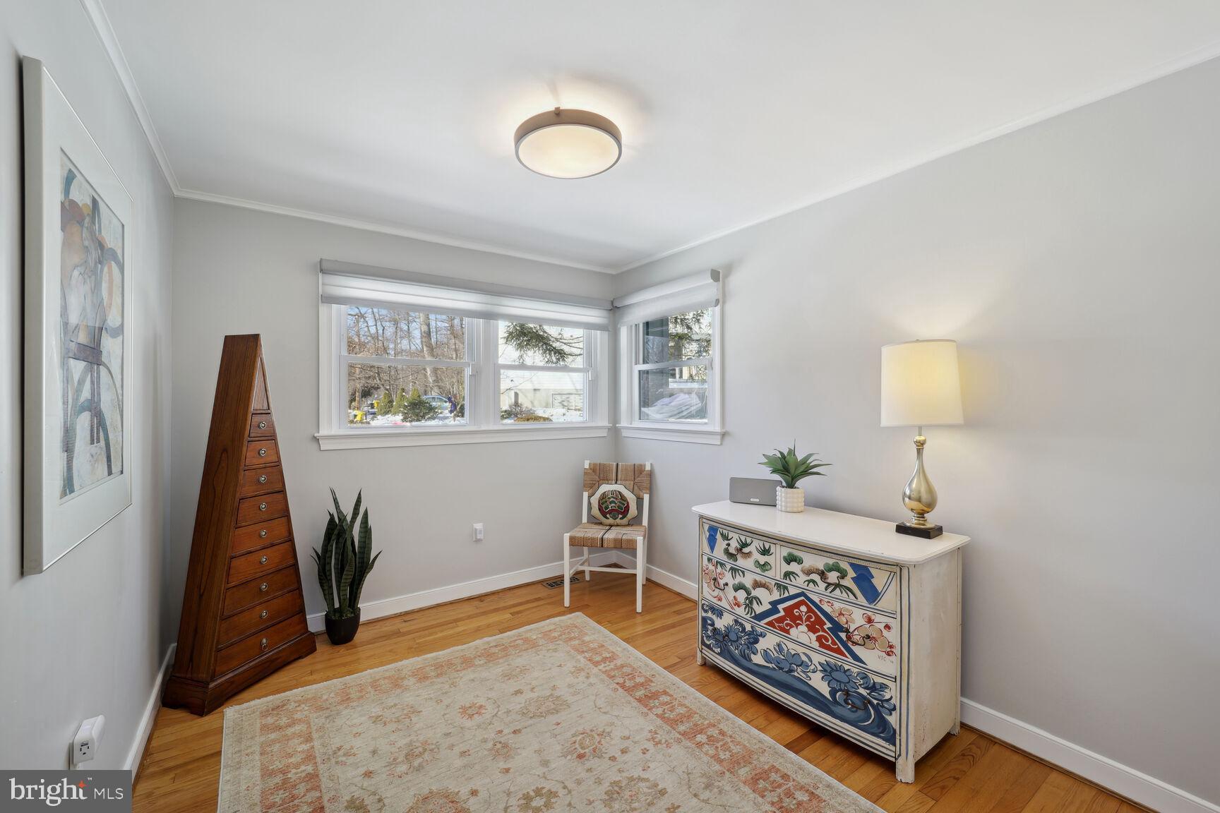 ANNAPOLIS ROADS - Residential