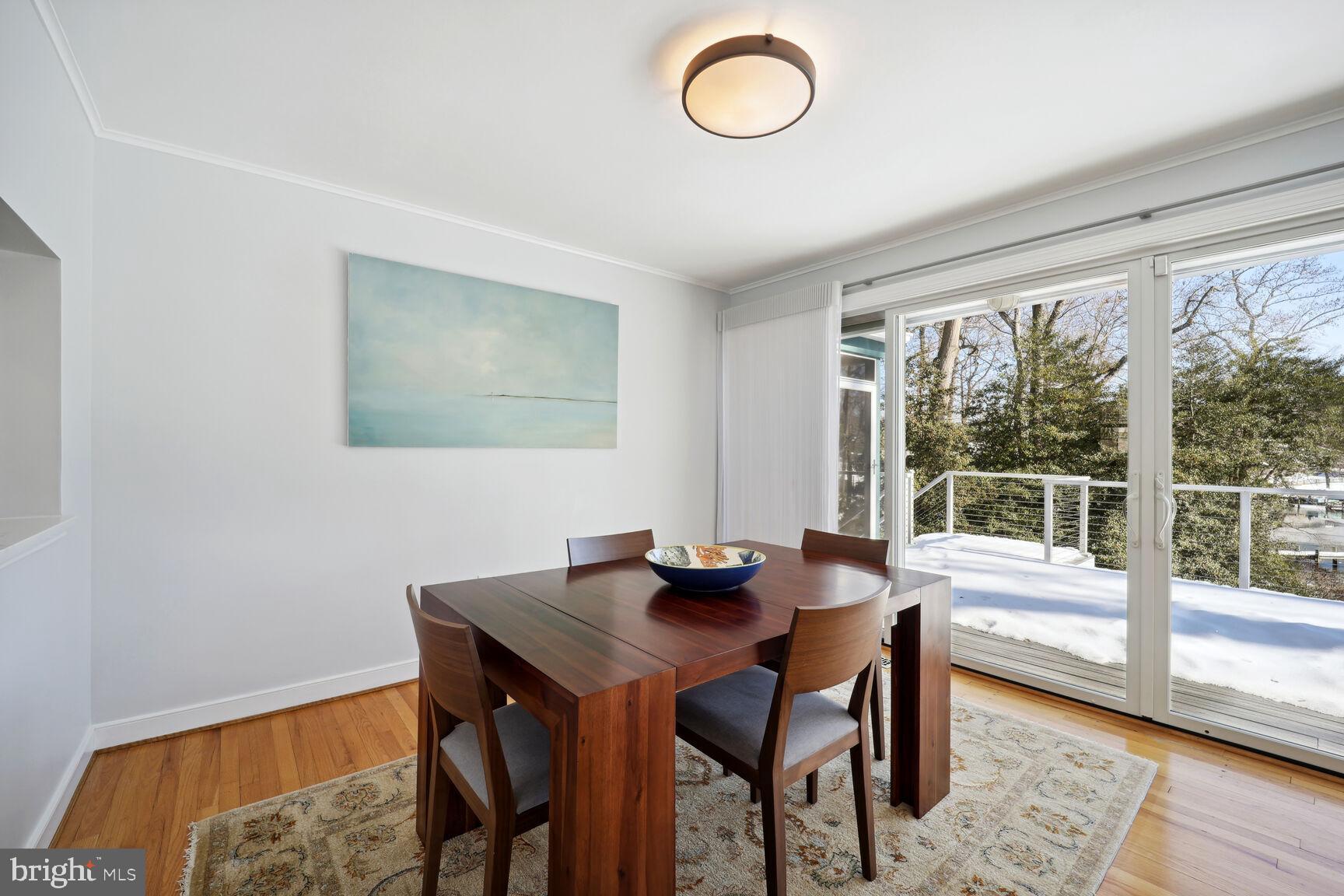 ANNAPOLIS ROADS - Residential