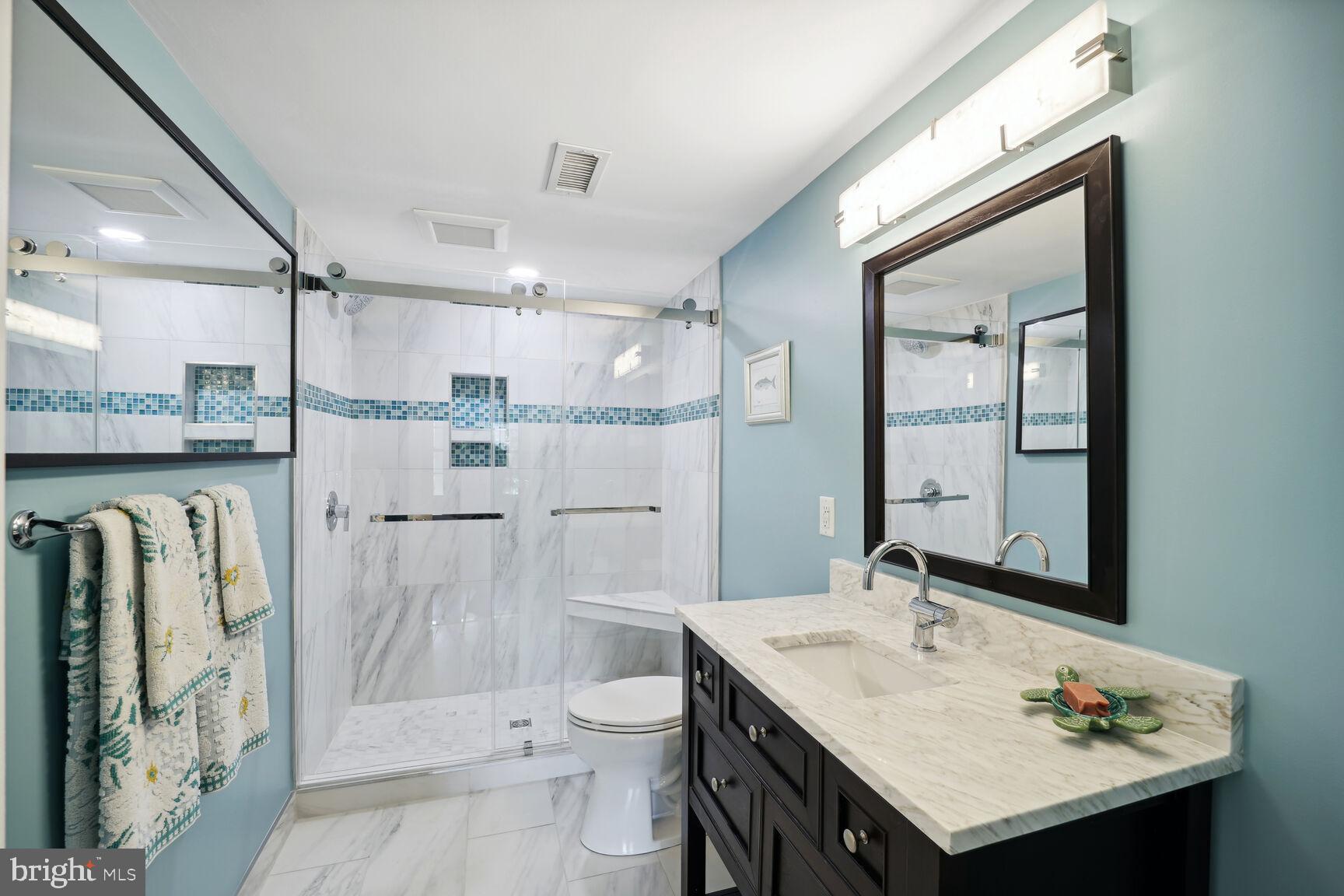 ANNAPOLIS ROADS - Residential