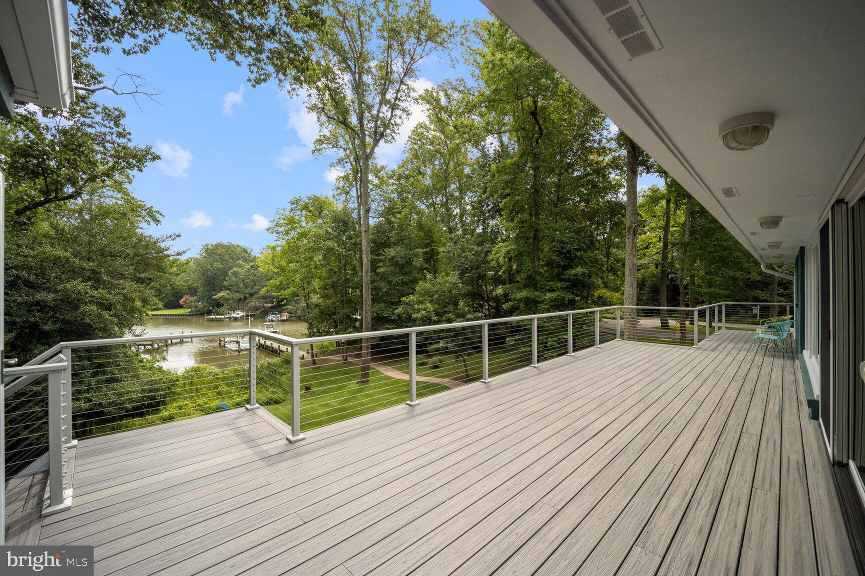 ANNAPOLIS ROADS - Residential