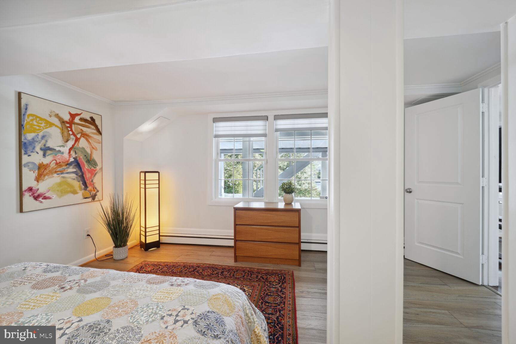 ANNAPOLIS ROADS - Residential