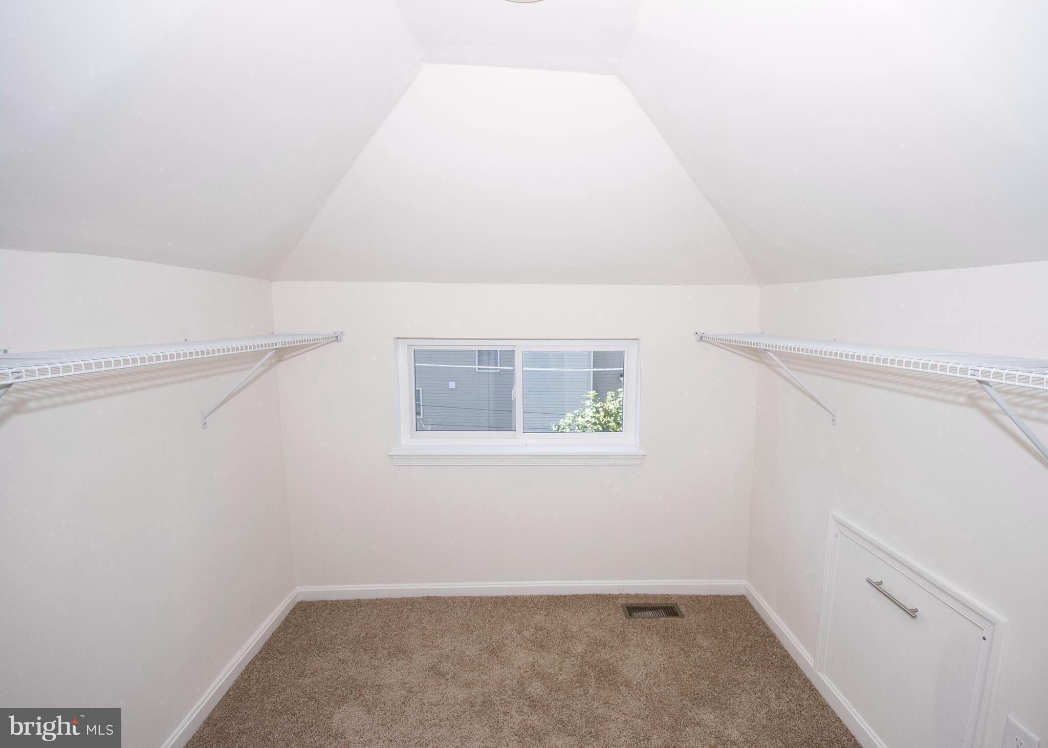 ROSEDALE - Residential