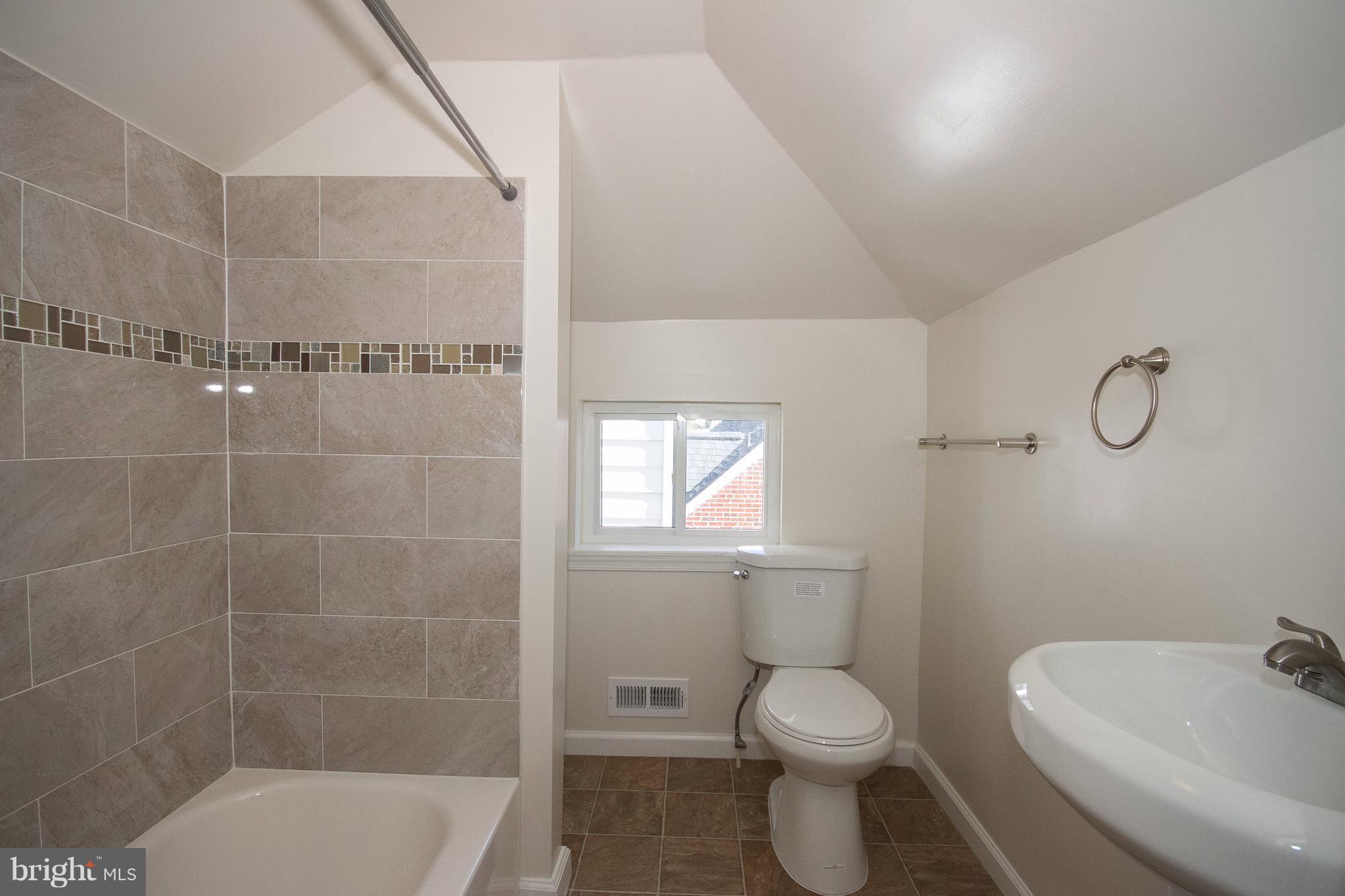 ROSEDALE - Residential