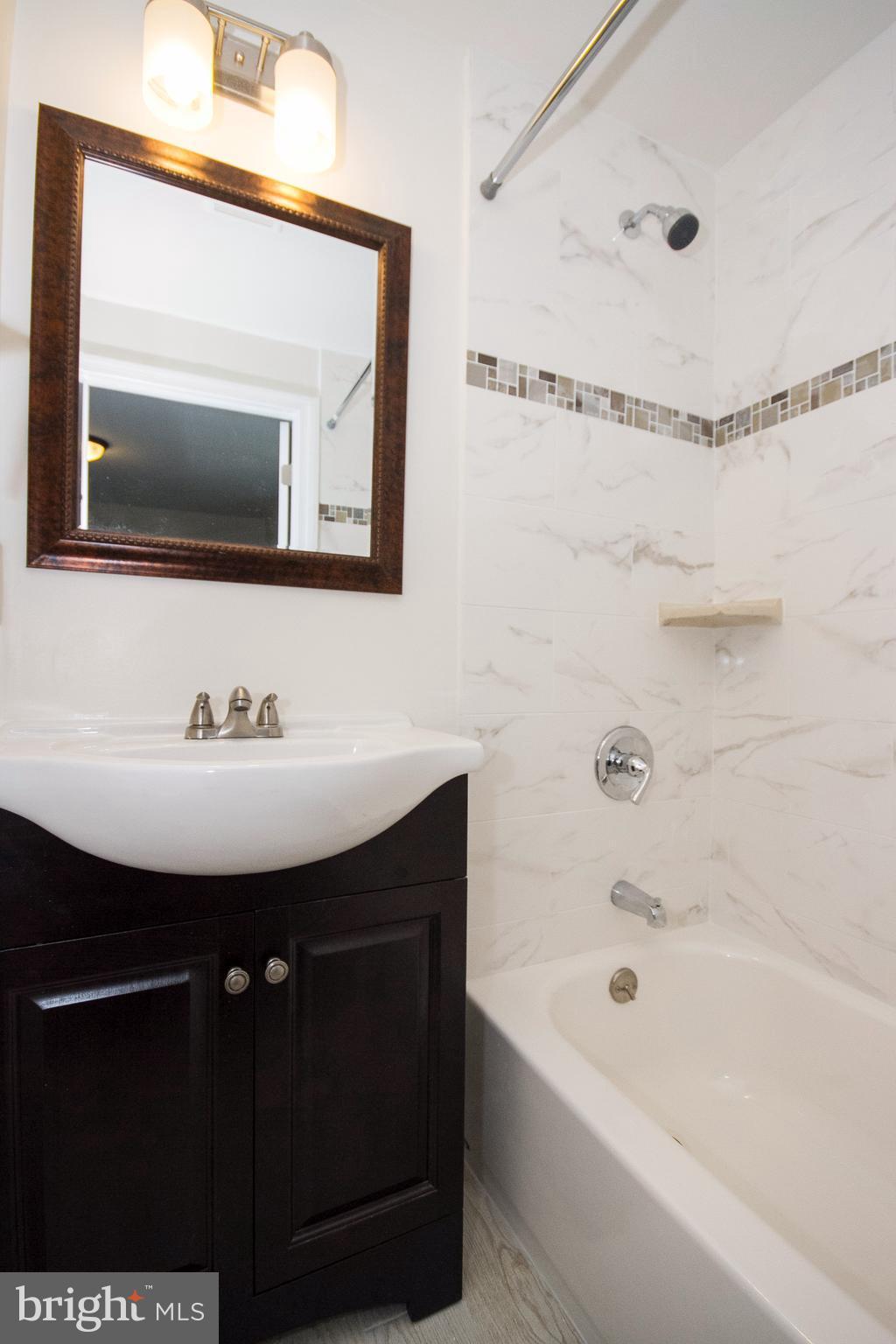 ROSEDALE - Residential