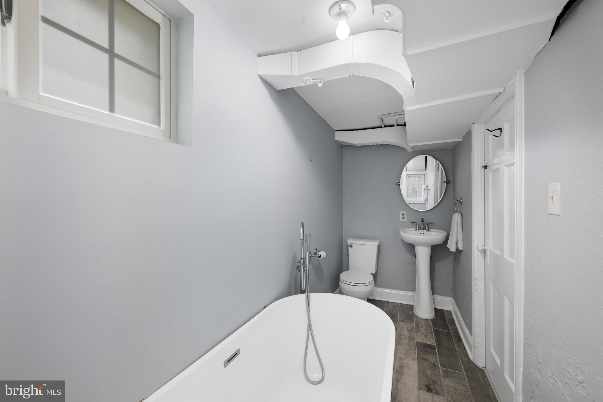 WESTMORELAND HILLS - Residential