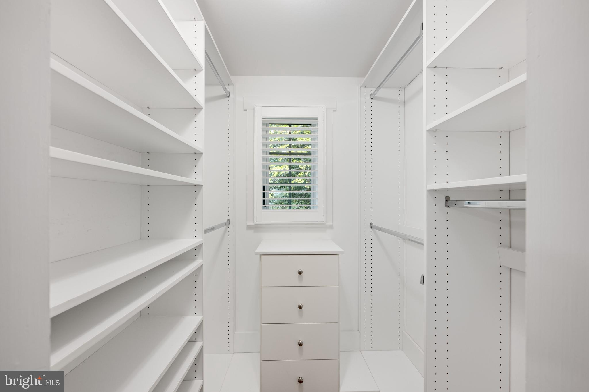 WESTMORELAND HILLS - Residential