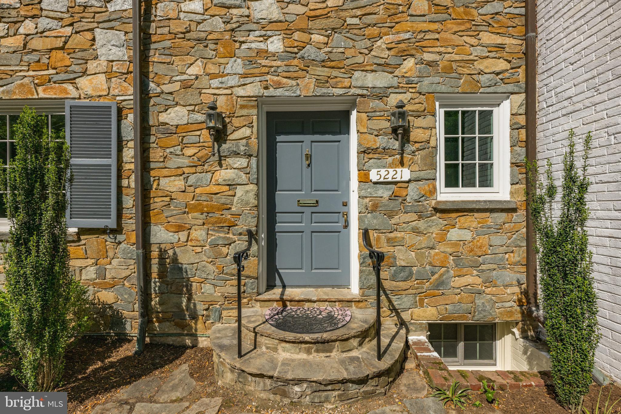 WESTMORELAND HILLS - Residential